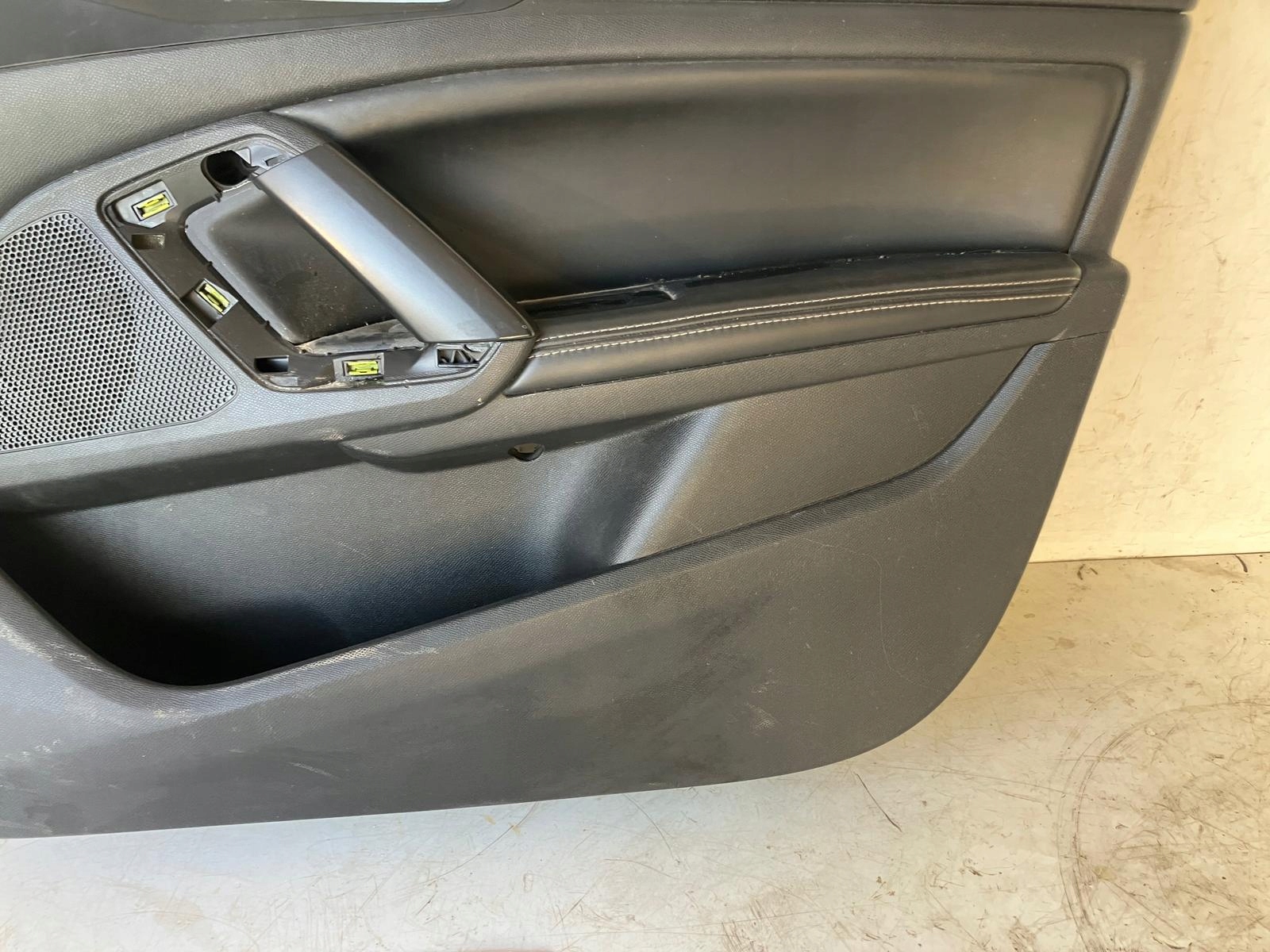 side door right front PEUGEOT 308 T9 leather BIALA NITKA