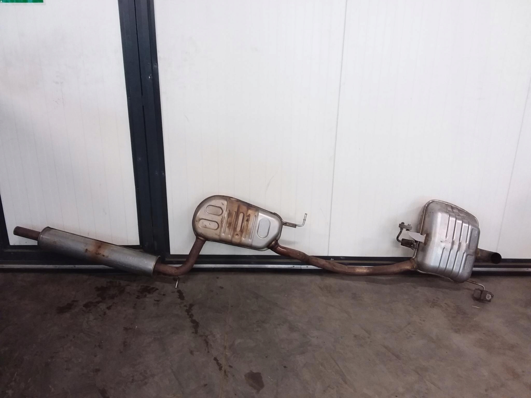 SKODA SUPERB III ГЛУШНИК ВИХЛОПНОЇ СИСТЕМИ 3Q0119