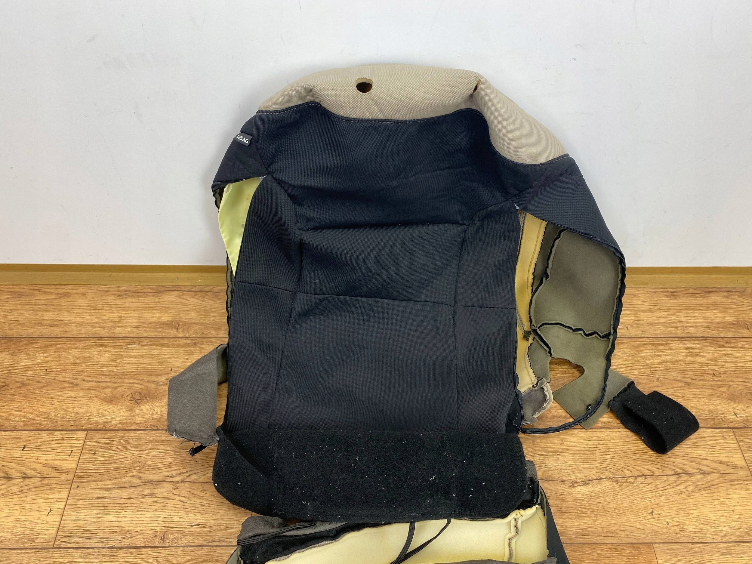 seat driver´s upholstery material side Ford Escape IV Kuga MK3 2020+