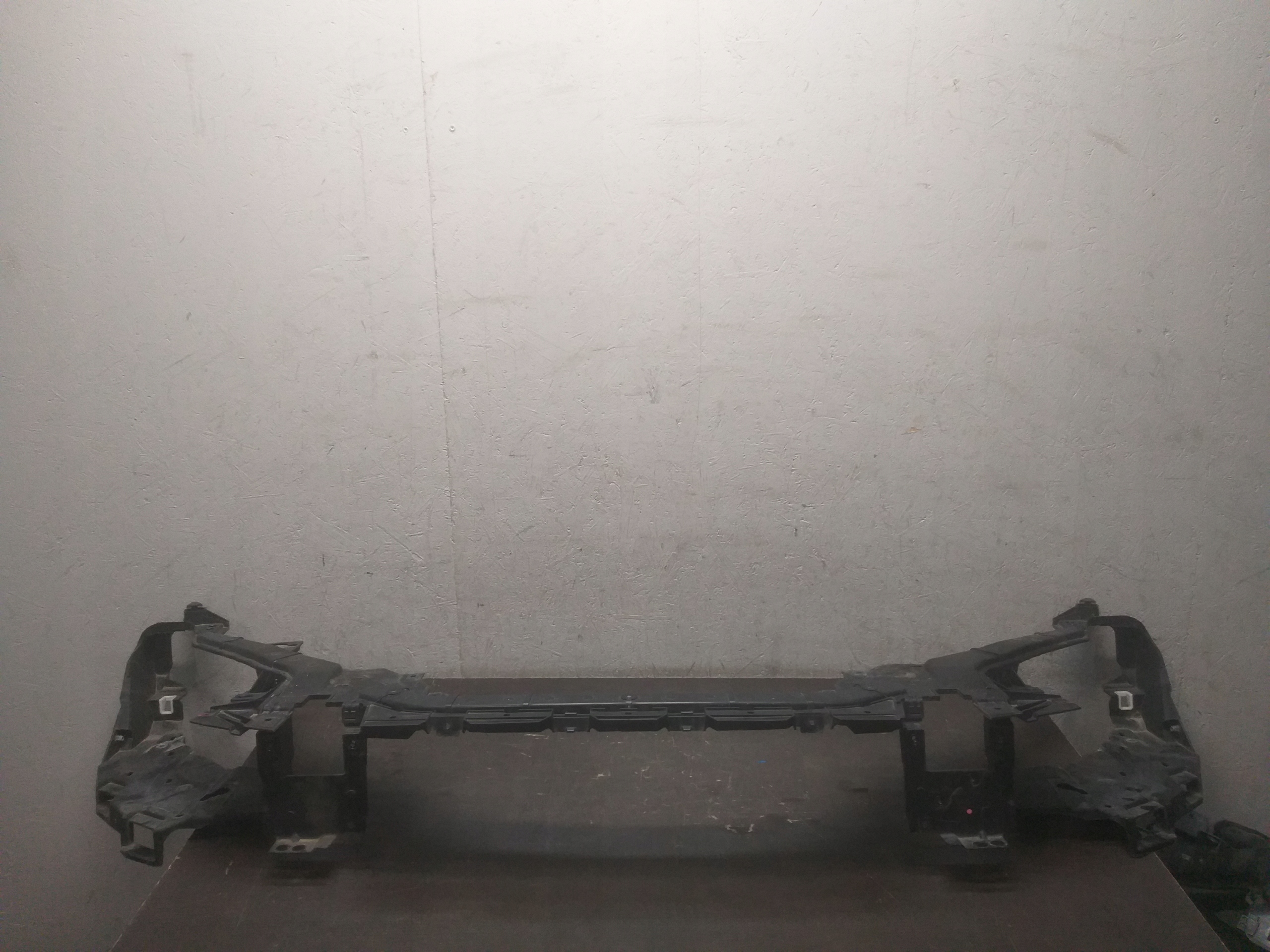 support panel for radiators VOLVO V40 12