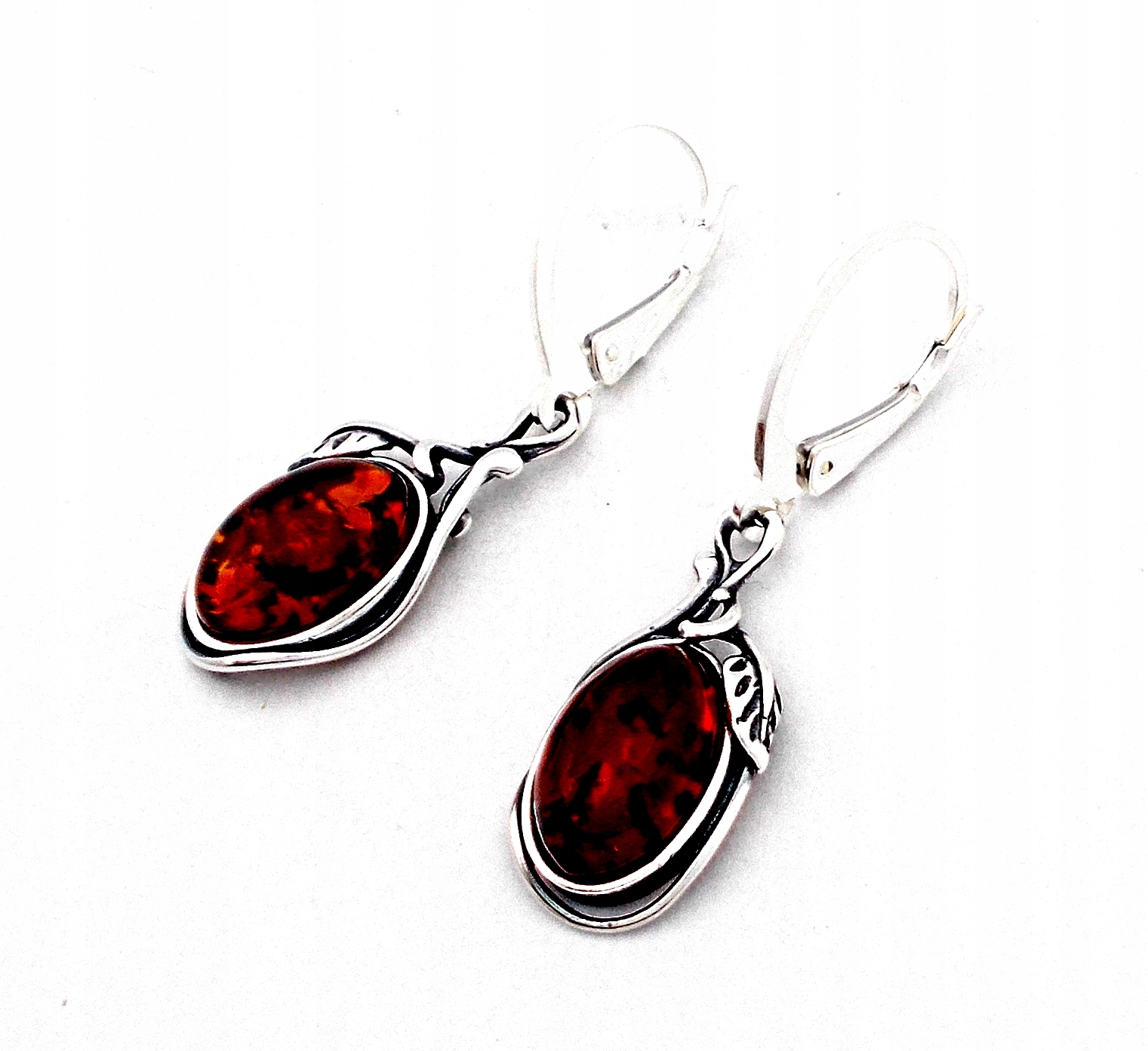 Stříbrné Náušnice S Jantarem