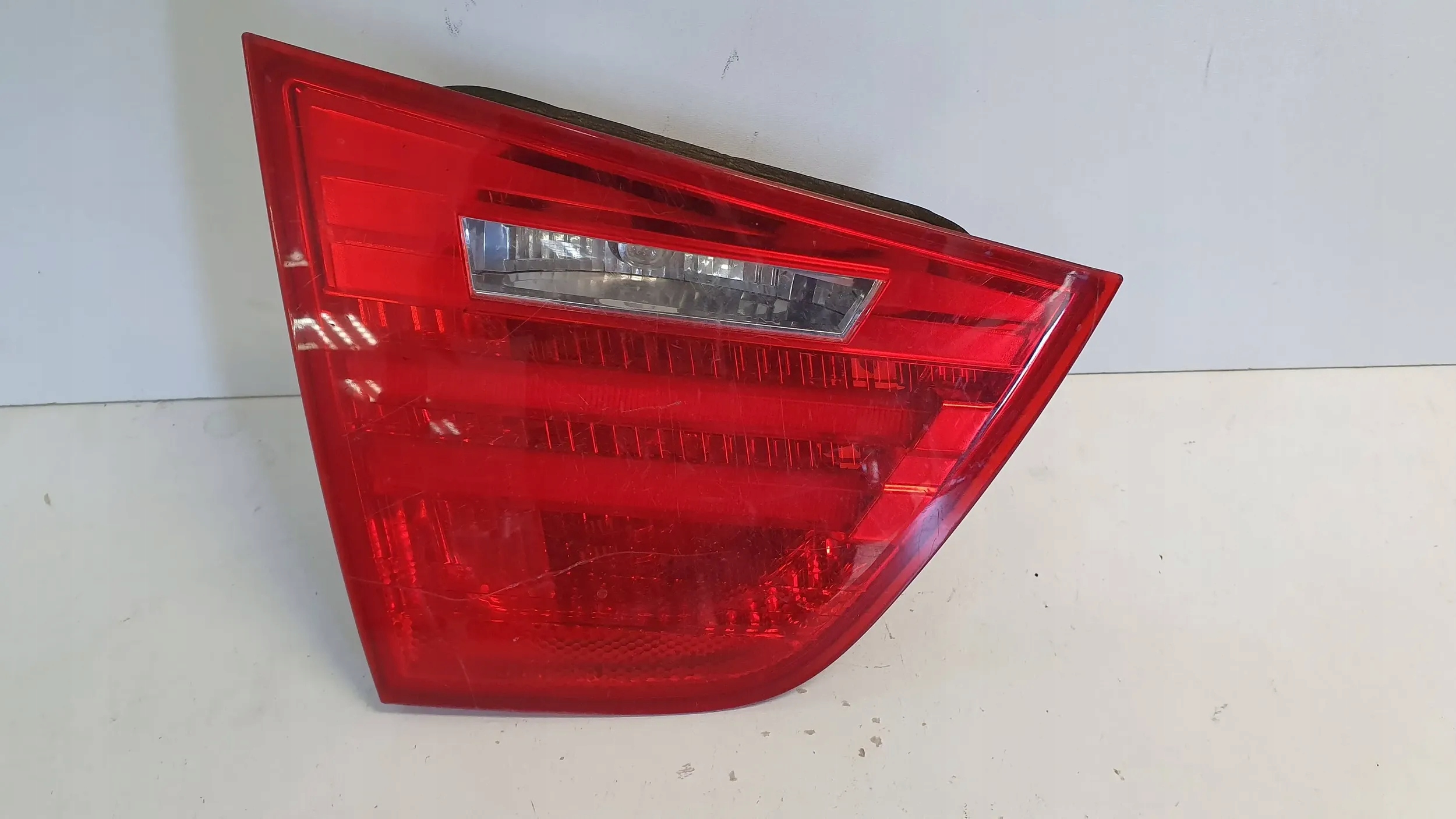 light rear part left 7154161 BMW 3 E91 Kombi
