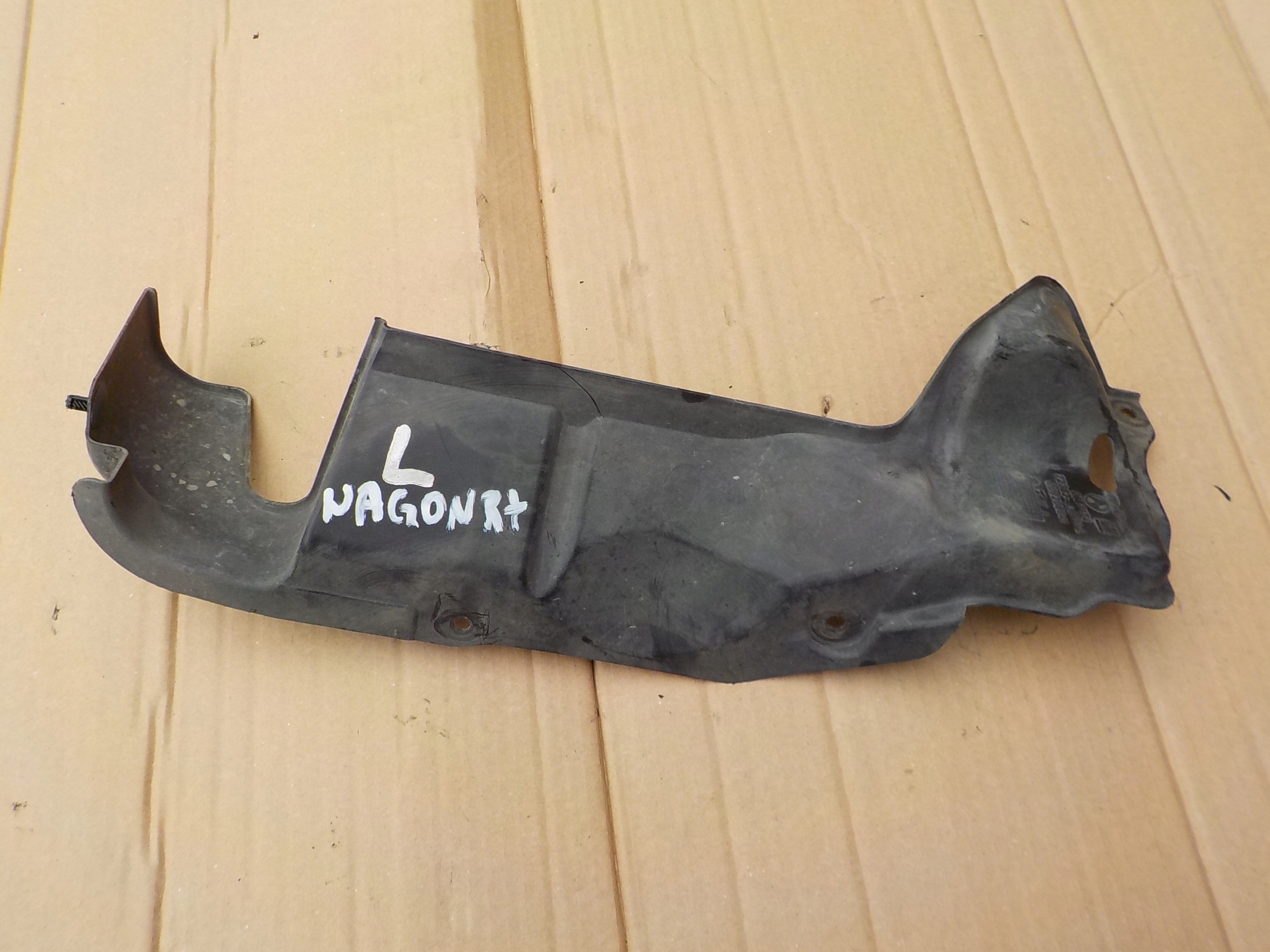 motor cover suzuki wagon R+ 1,3 16v 2002r