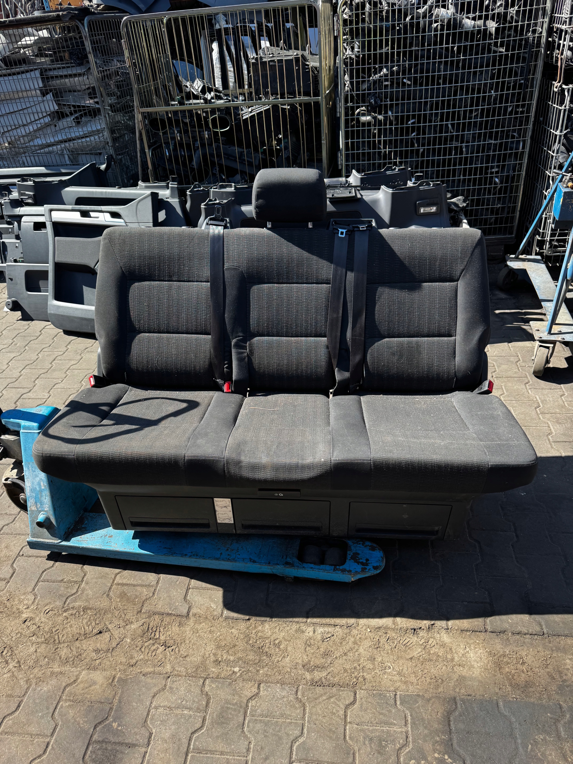 Sitz Sitz LOZKO TROJKA VW T6 MULTIVAN PANDU