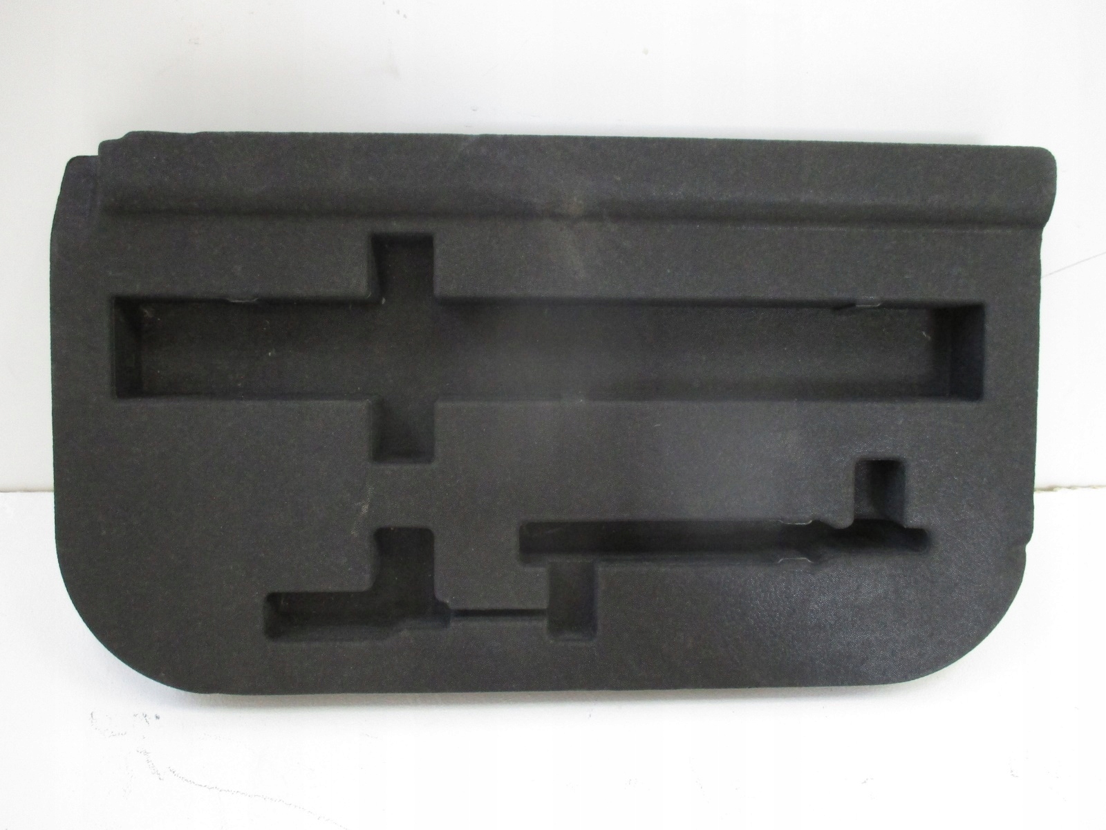 boot floor well polystirene Maserati 670158109