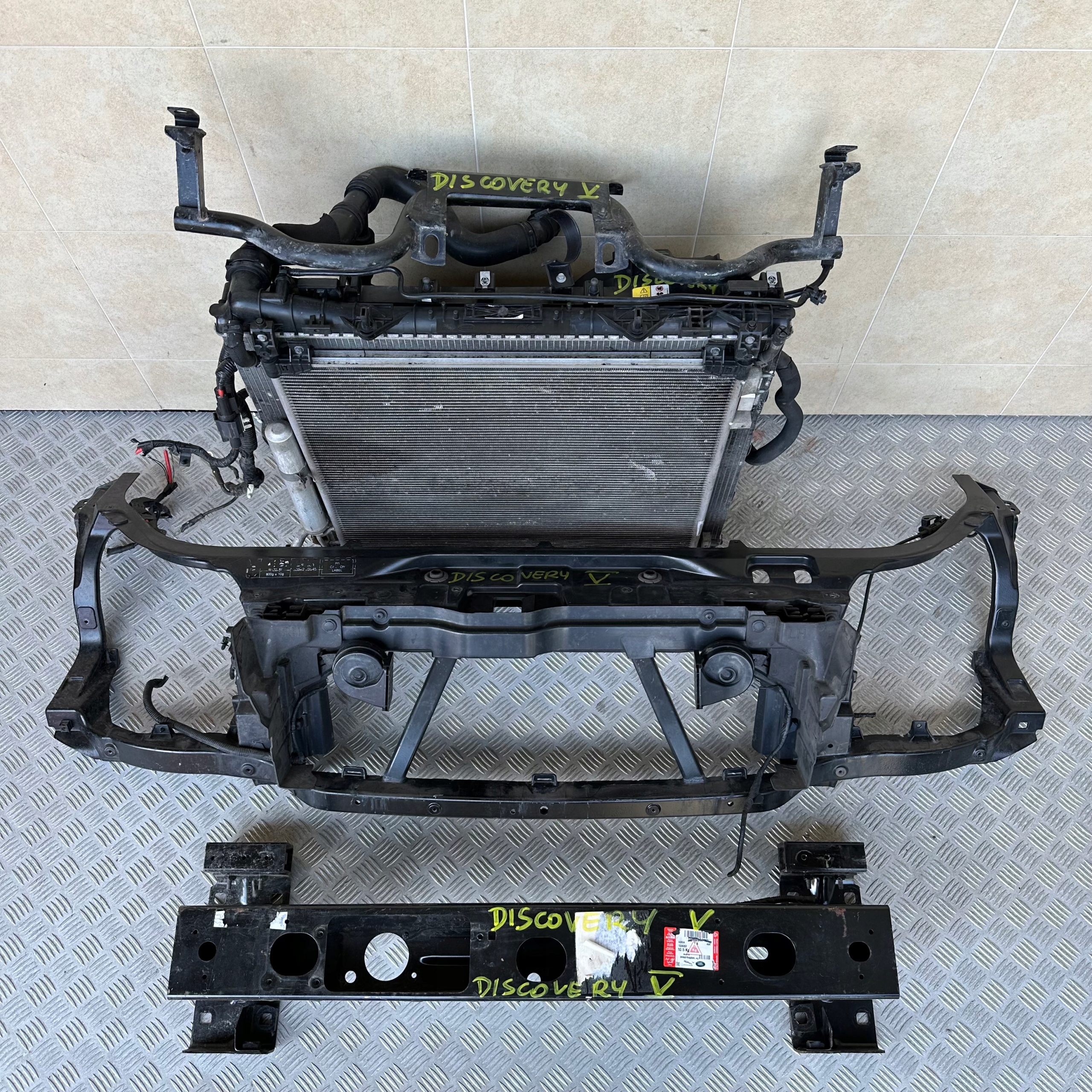 PAS PRZEDNI WZMOCNIENIE LAND ROVER DISCOVERY V 3.0 Producent części Land Rover OE