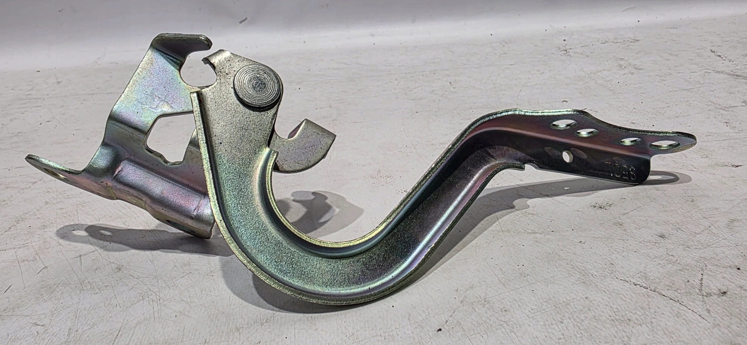 hinge bonnets left front TOYOTA YARIS III 11-20 new original 53420-0D320