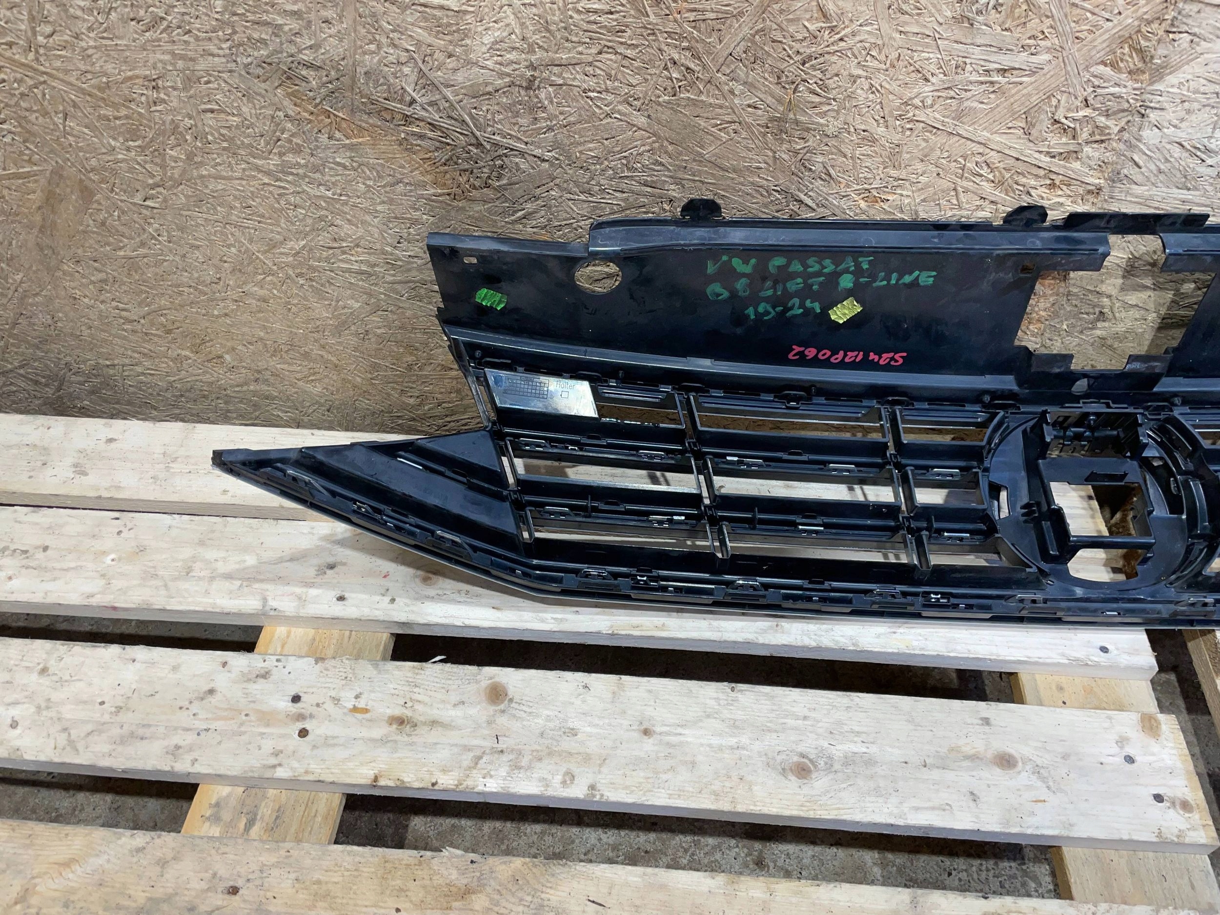 VW Passat B8 Kühlergrill FRONTGRILL Kühlergitter 3G0853651DG - Thumbnail 9