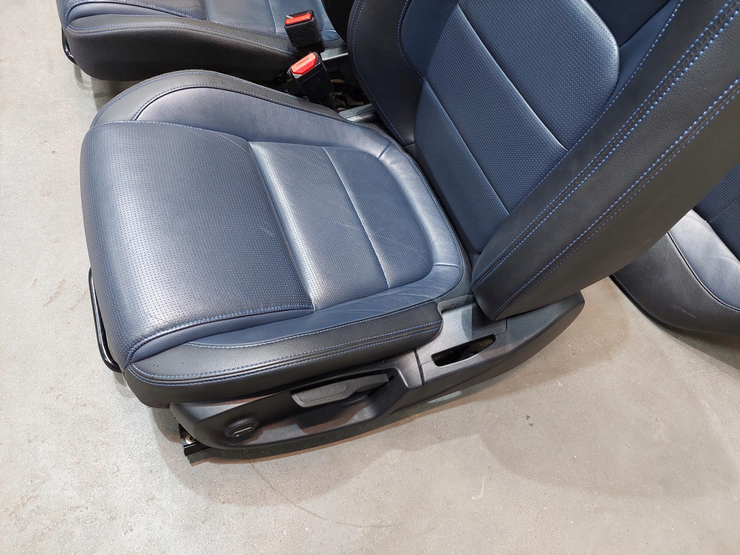 Sitze KOMPLET Sitz Sitz JAGUAR XE X760