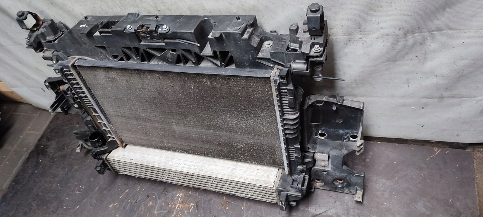 support panel for radiators radiator Renault Grand Scenic III 1,5 DCI