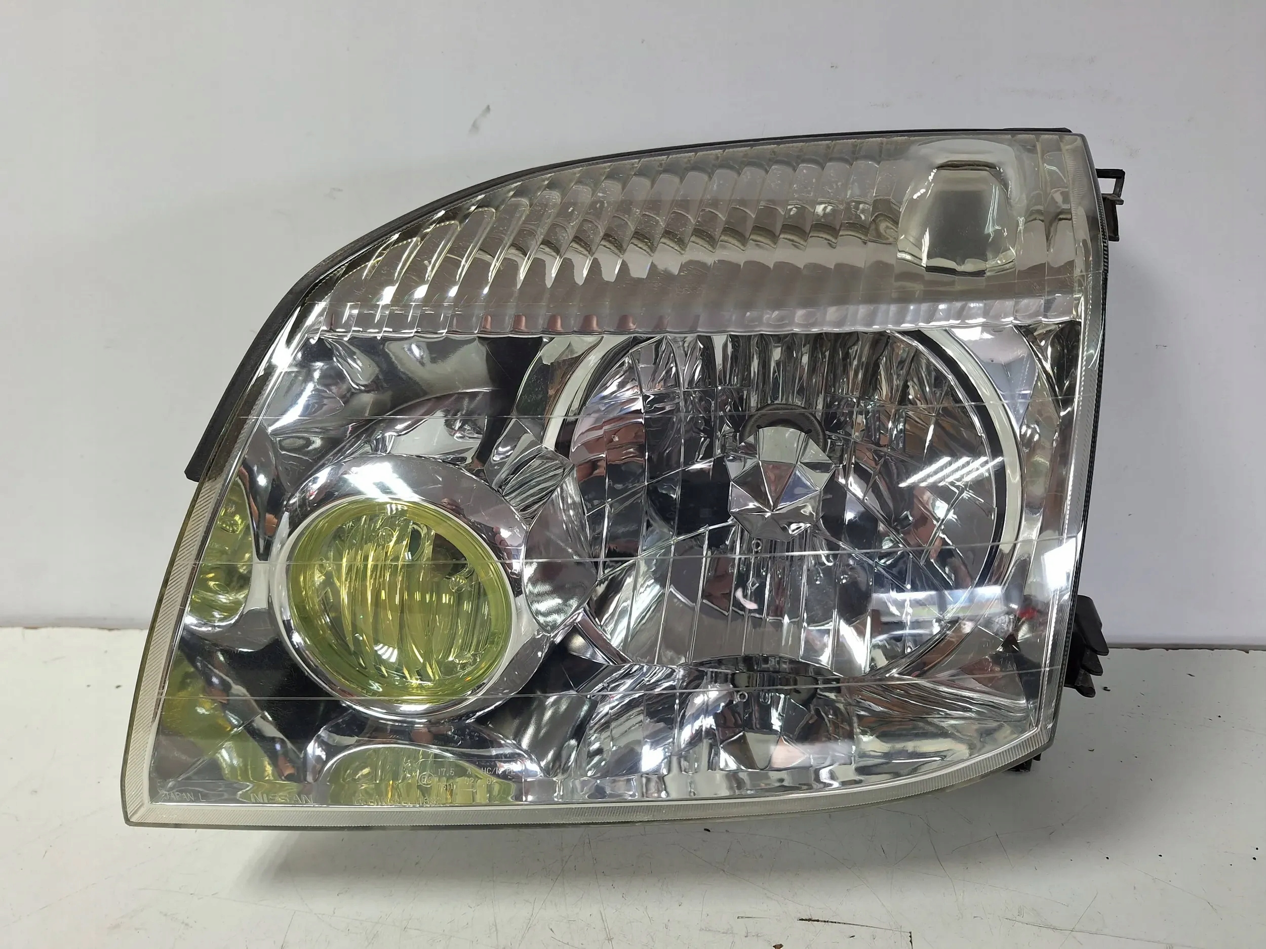 light front left Nissan X-Trail T30 01-06 EU