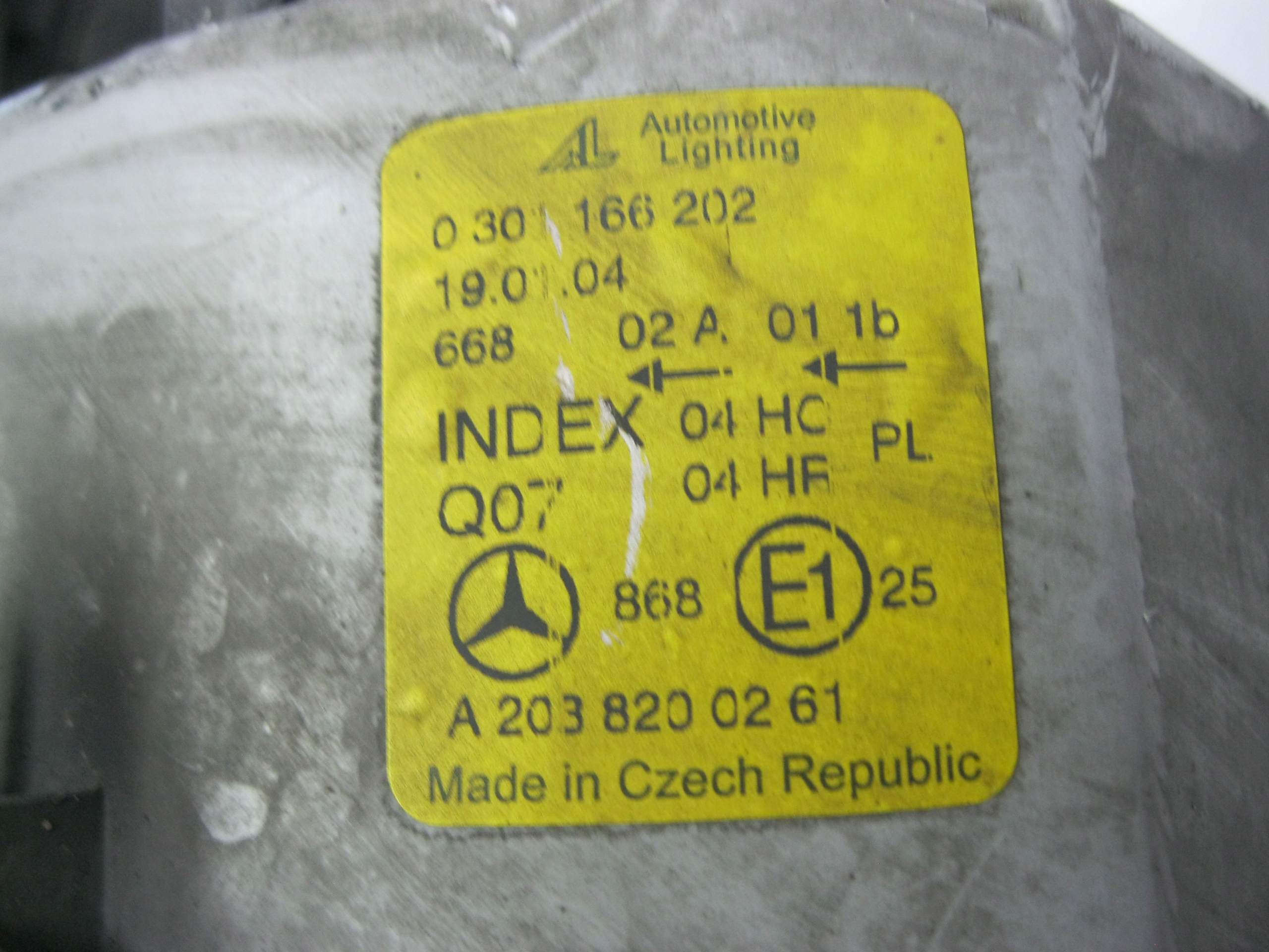 light front right Mercedes C-Klasa W203