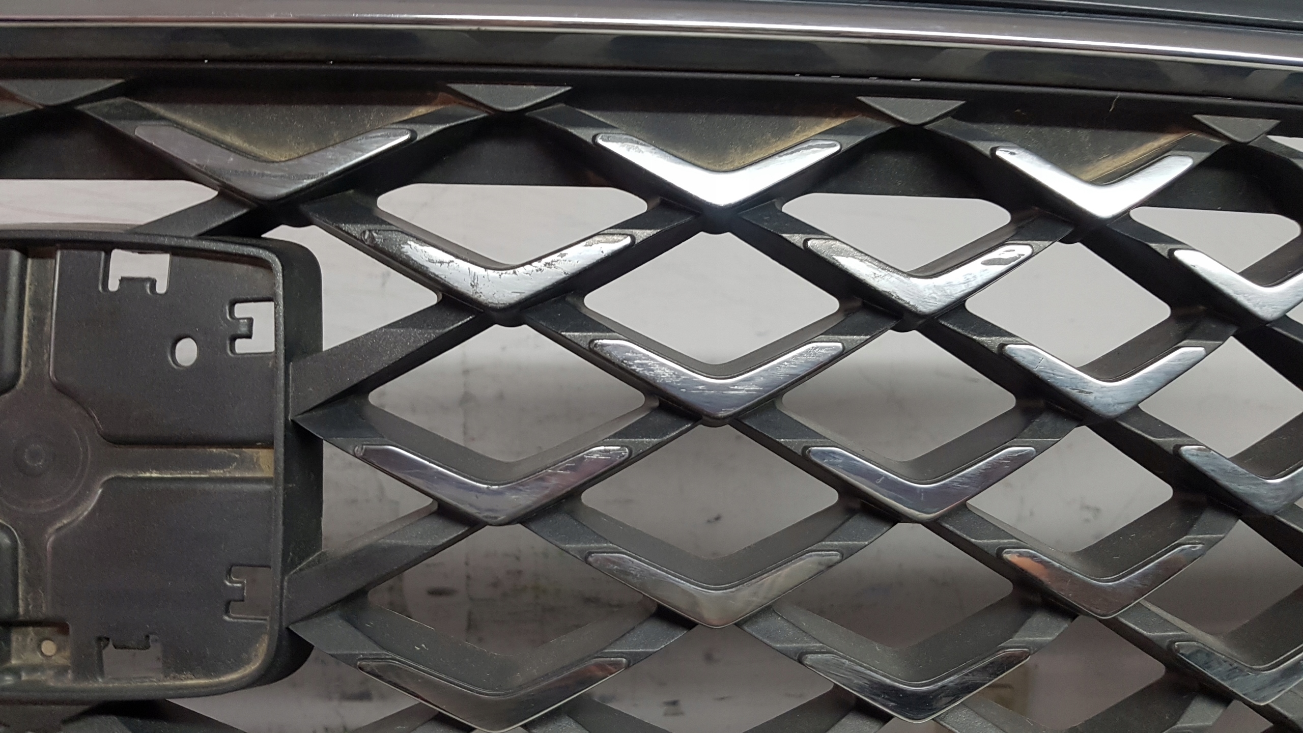 SEAT TARRACO nárazník předek 8016