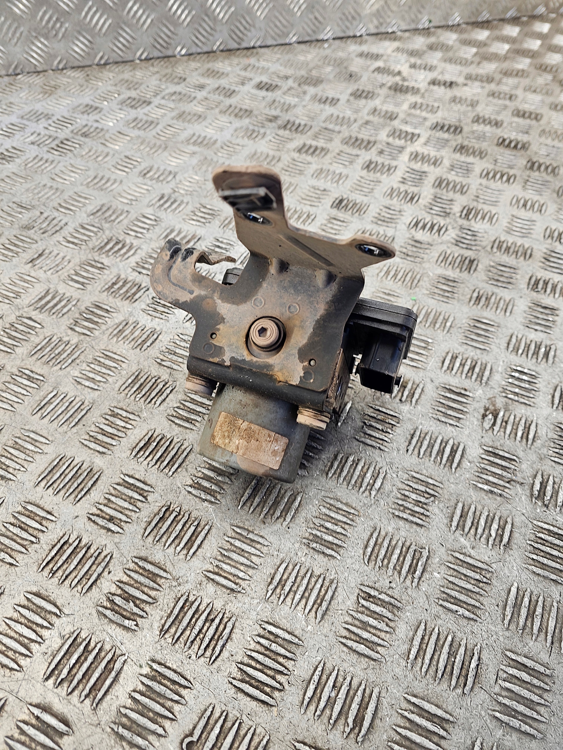 pump control unit ABS 58920-D7911 HYUNDAI TUCSON 3 III 16R