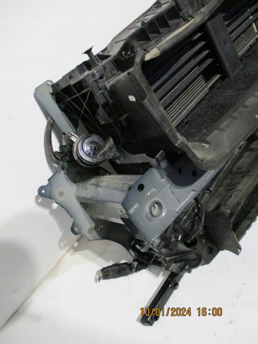 Pas przedni CHŁODNICE FORD KUGA MK3 2,5HYB Typ samochodu Samochody osobowe