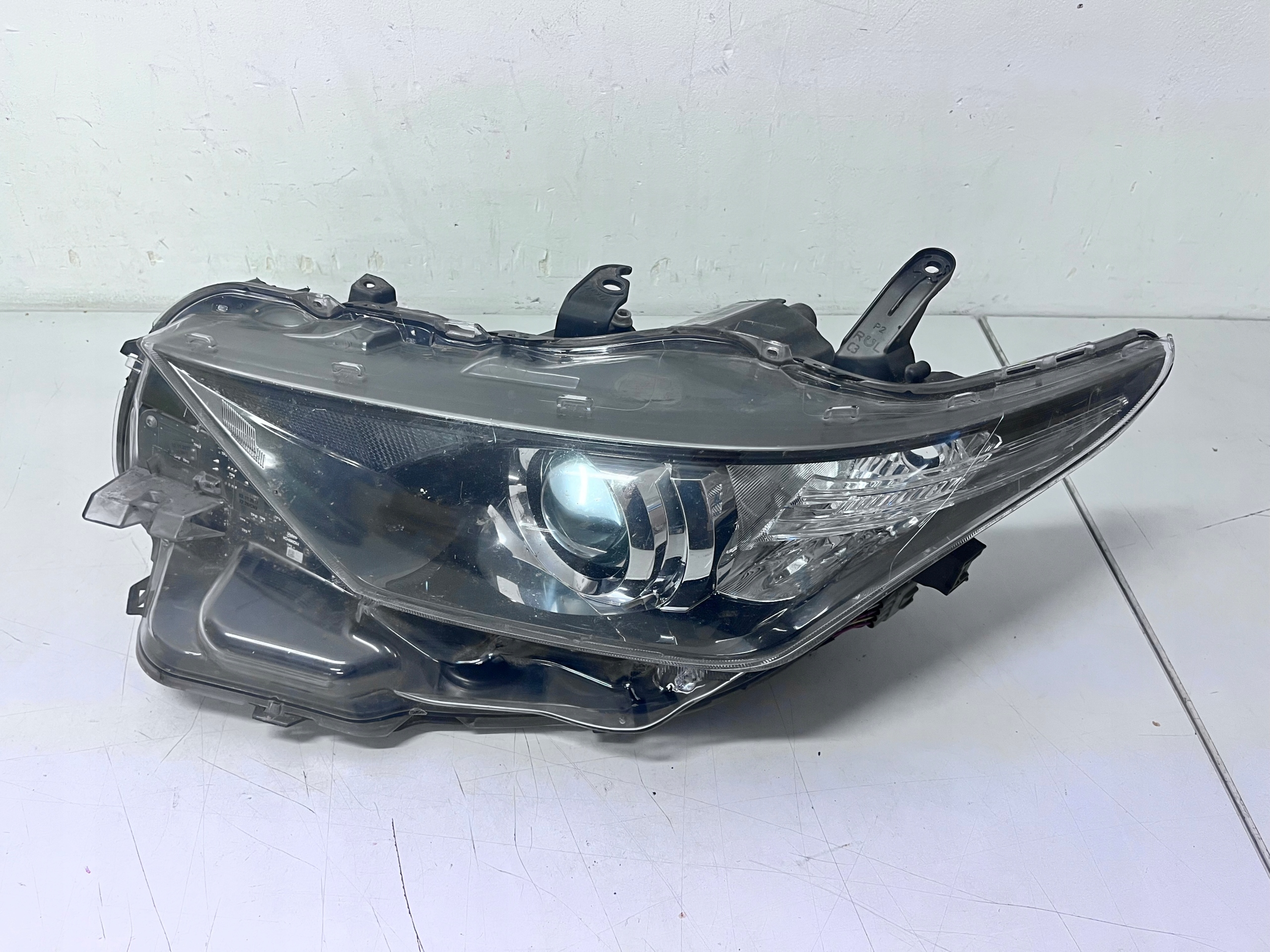 LAMPA LEWY PRZÓD PRZEDNIA TOYOTA AURIS II LIFT 15-