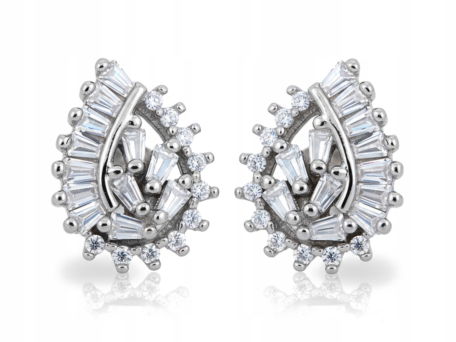 Stříbrné náušnice 925 tyčinky s kapkami a zirkony jako dárek pro ženy