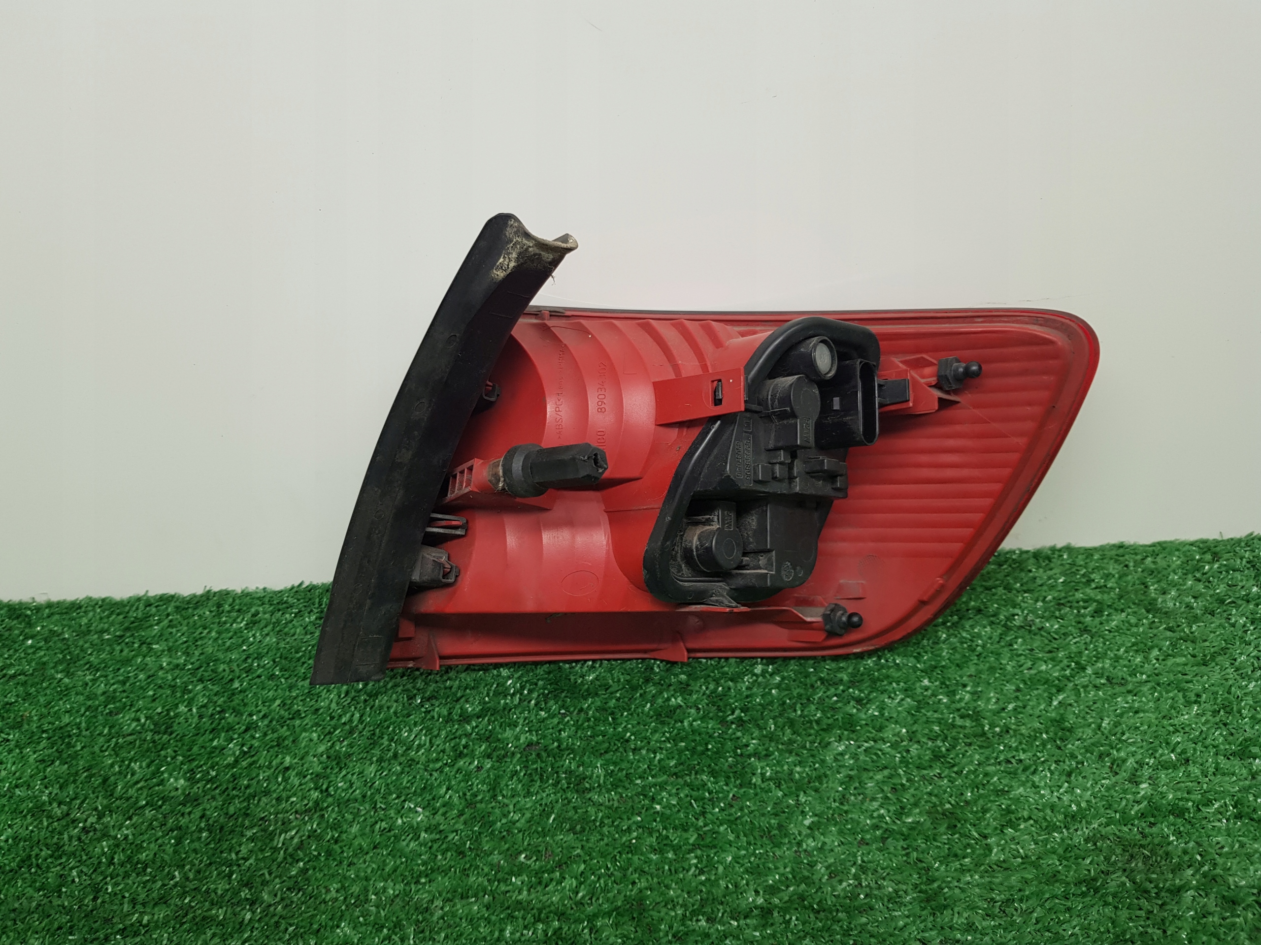 light left rear AUDI A6-C6 4F9945095