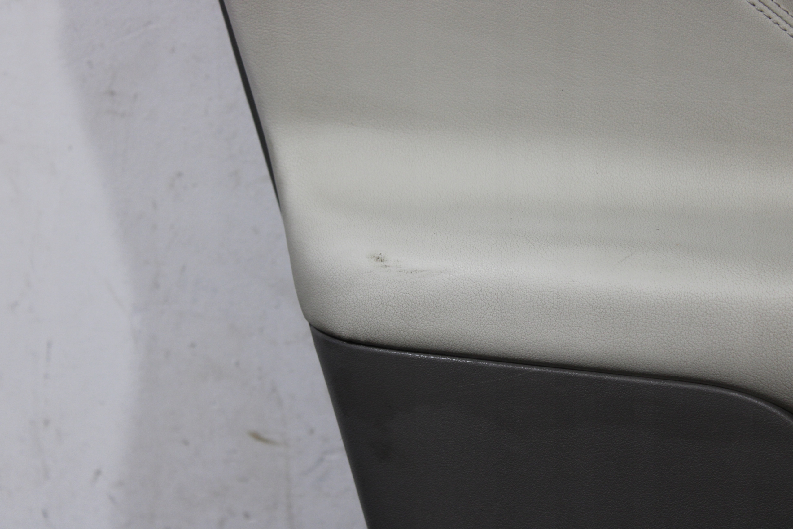 upholstery side door left front JAGUAR F-PACE X761