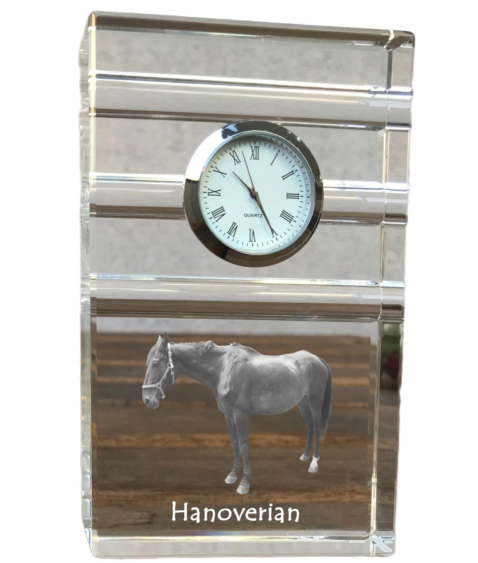 Hanoverský kôň – krištáľové stolové hodinky s vašou fotografiou, suvenír