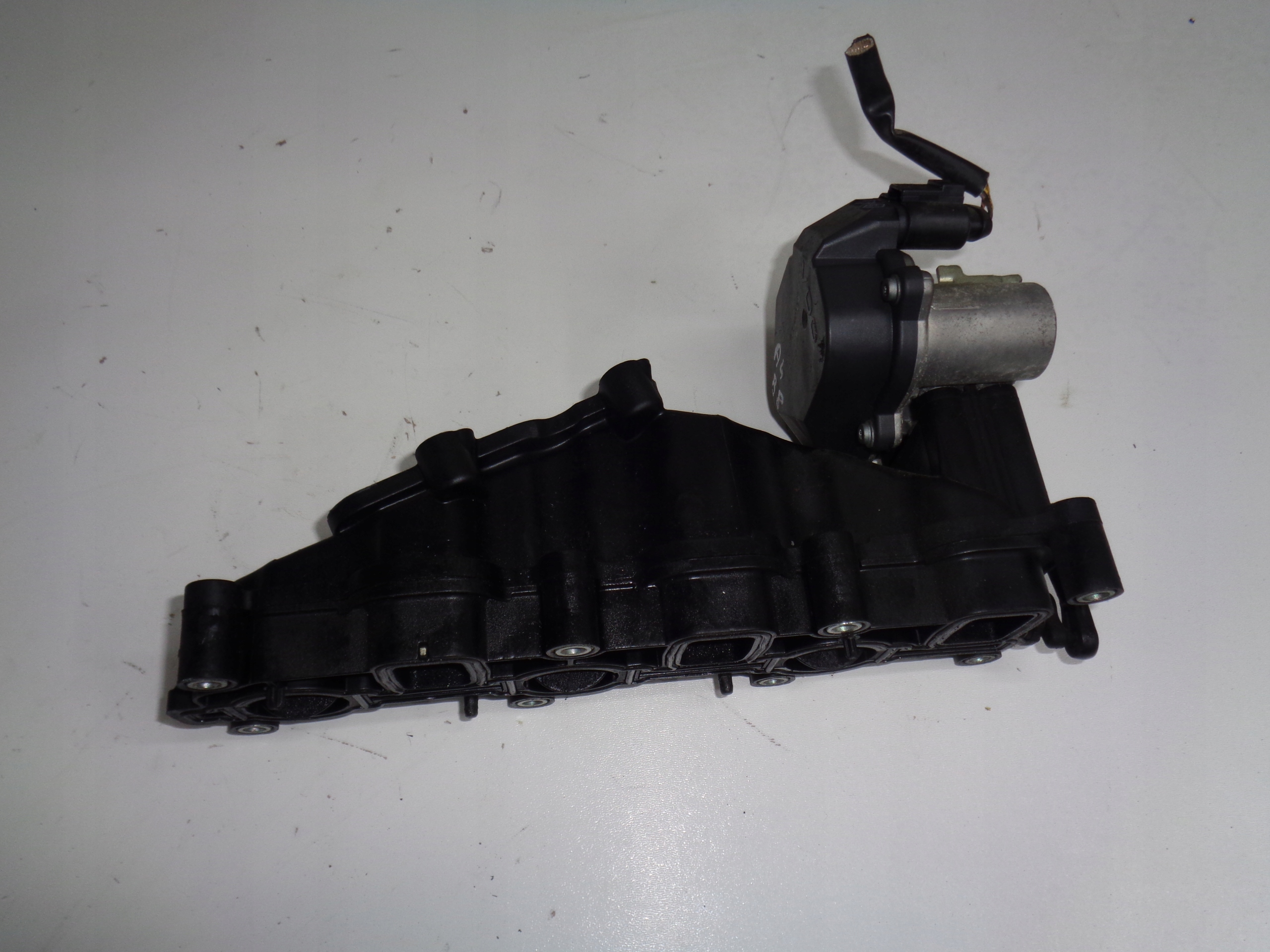 AUDI A4 A6 C6 2.7 3.0 TDI intake manifold regulator