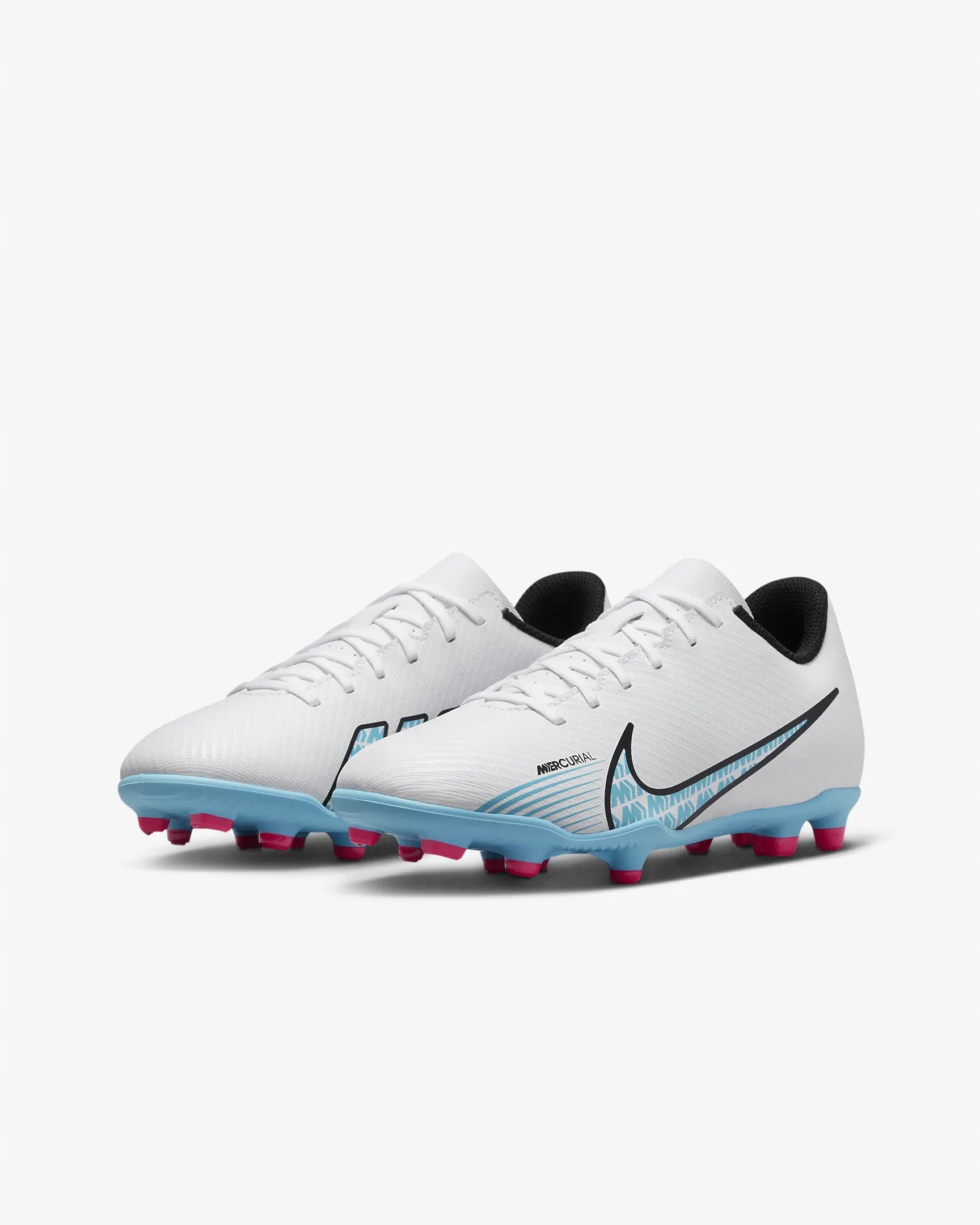 Nike fotbalové kopačky Nike Mercurial Vapor 15 Club Fg DJ5958-146 vel. 38