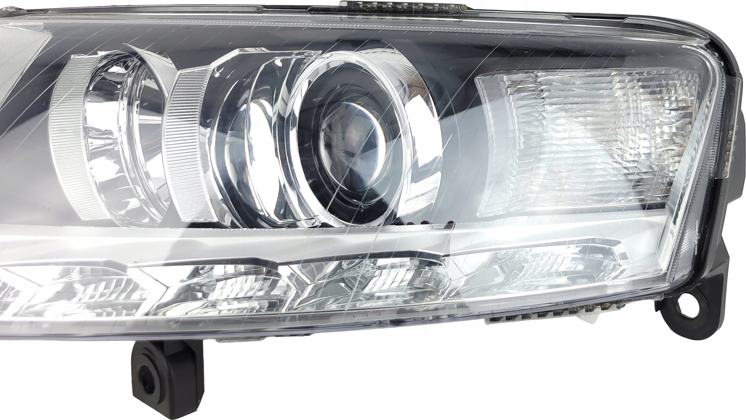 AUDI A6 C6 LIFT light front left BI-XENON non-setting LED 4F0941029FK 2024 R