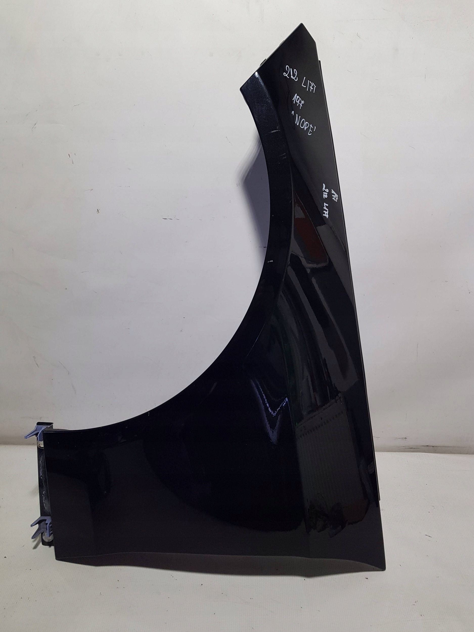 fender front left Mercedes E W212 c197 197