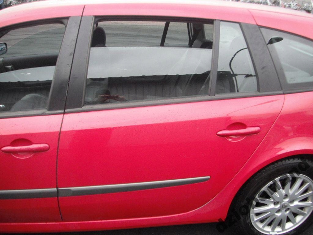 RENAULT LAGUNA II 2 KOMBI DRZWI LEWE TYLNE 0V731