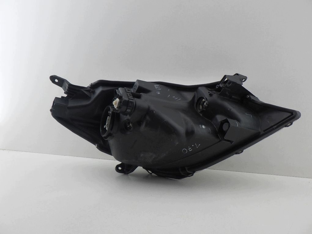 TOYOTA YARIS 3 III 11- EU light front left