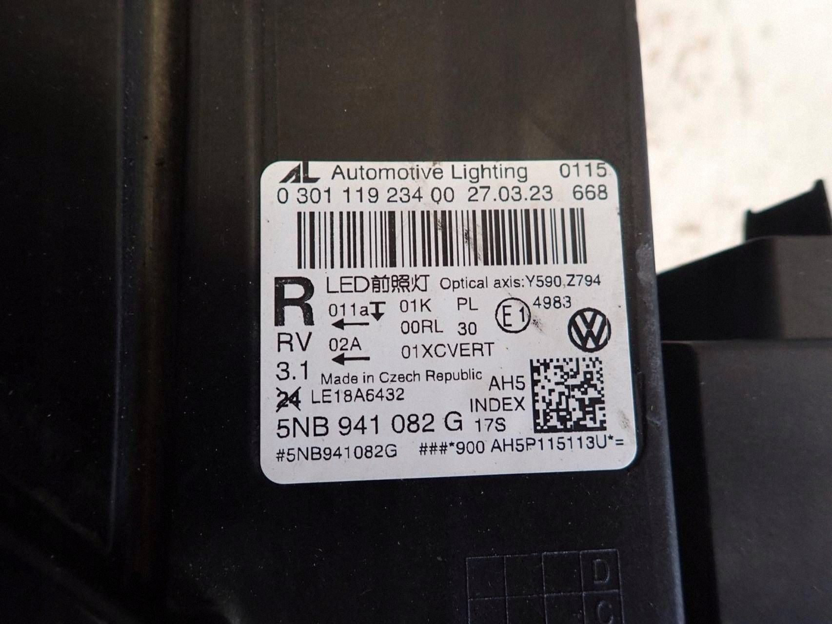 light front front right VW TIGUAN II LIFT 2020- FULL LED 5NB941082G