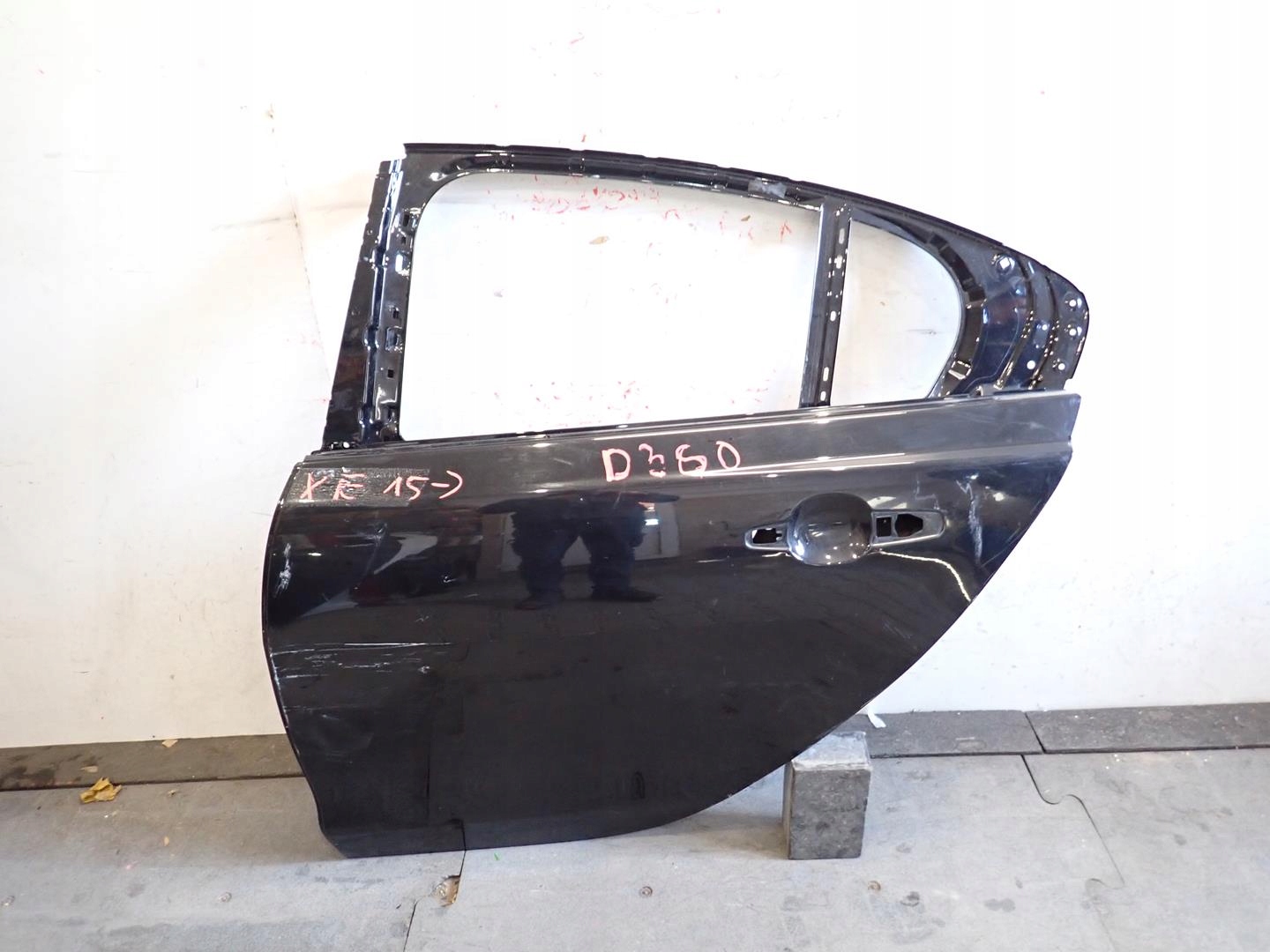 door rear part rear. left JAGUAR XE 2015