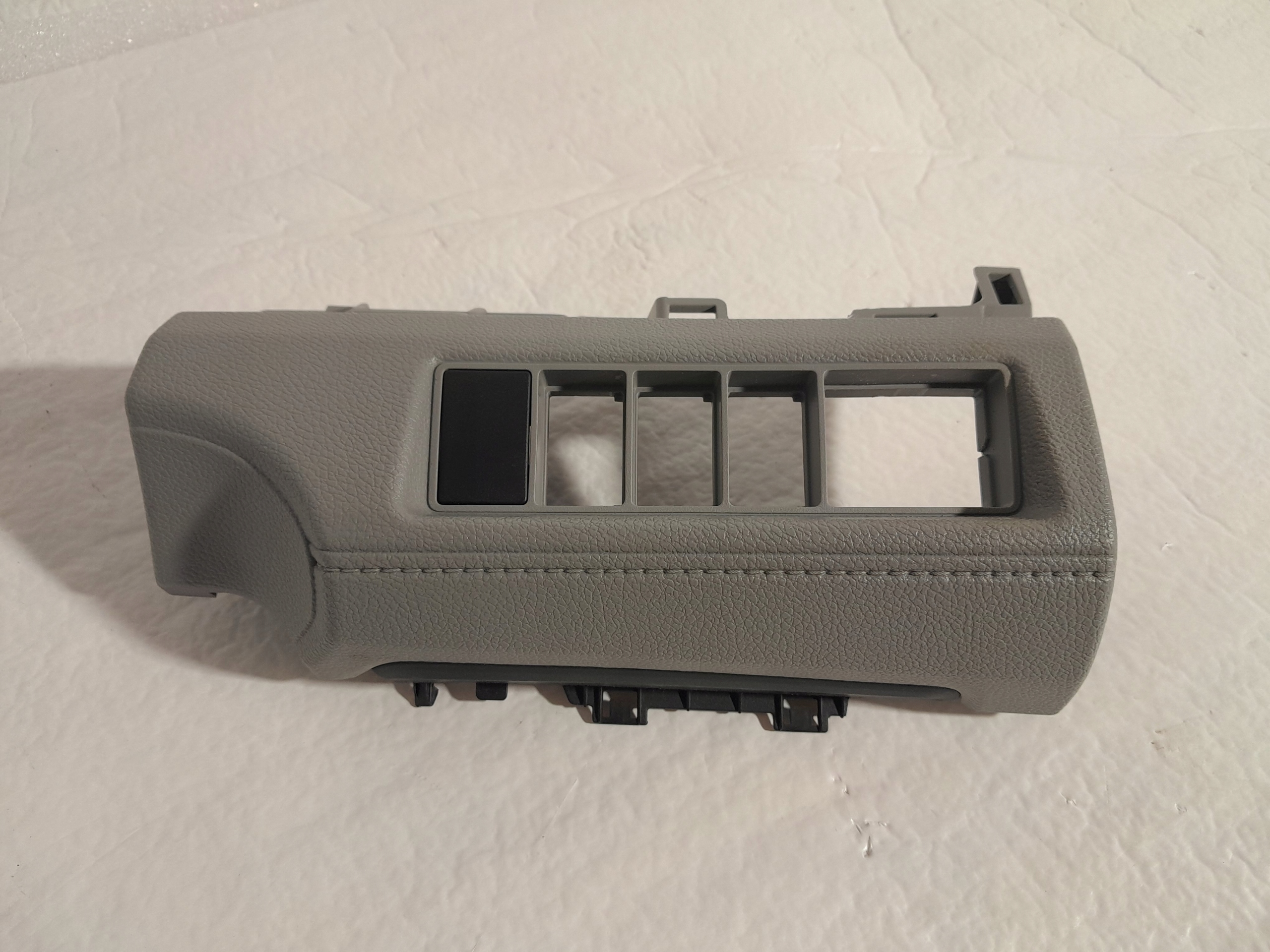 HONDA ODYSSEY V 18- cover frame PANELU controls 77240-THR