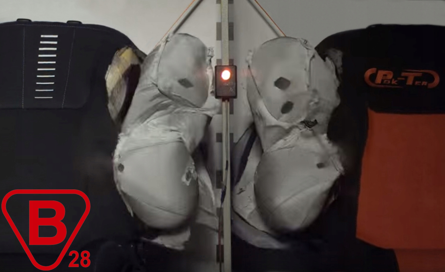 KOSZULKI POKROWCE NA SIEDZENIA FOTELE SAMOCHODOWE EAN (GTIN) 5902453125833