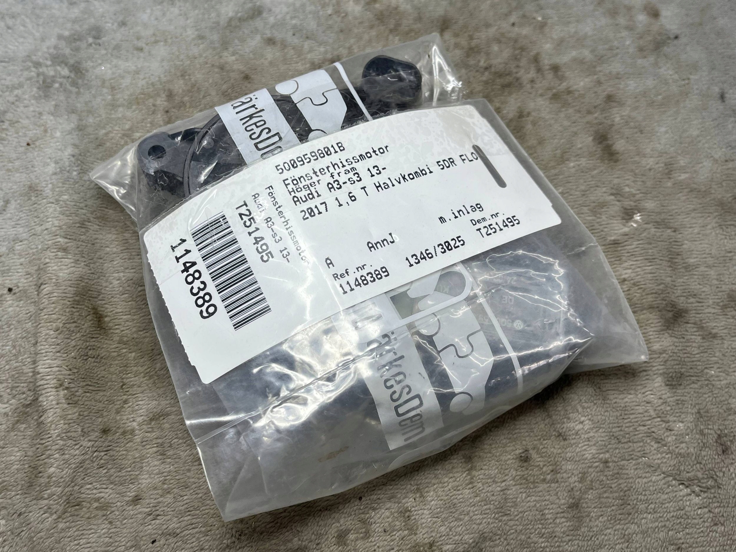 mini motor windows left front AUDI A3 5Q0959801B OE !J