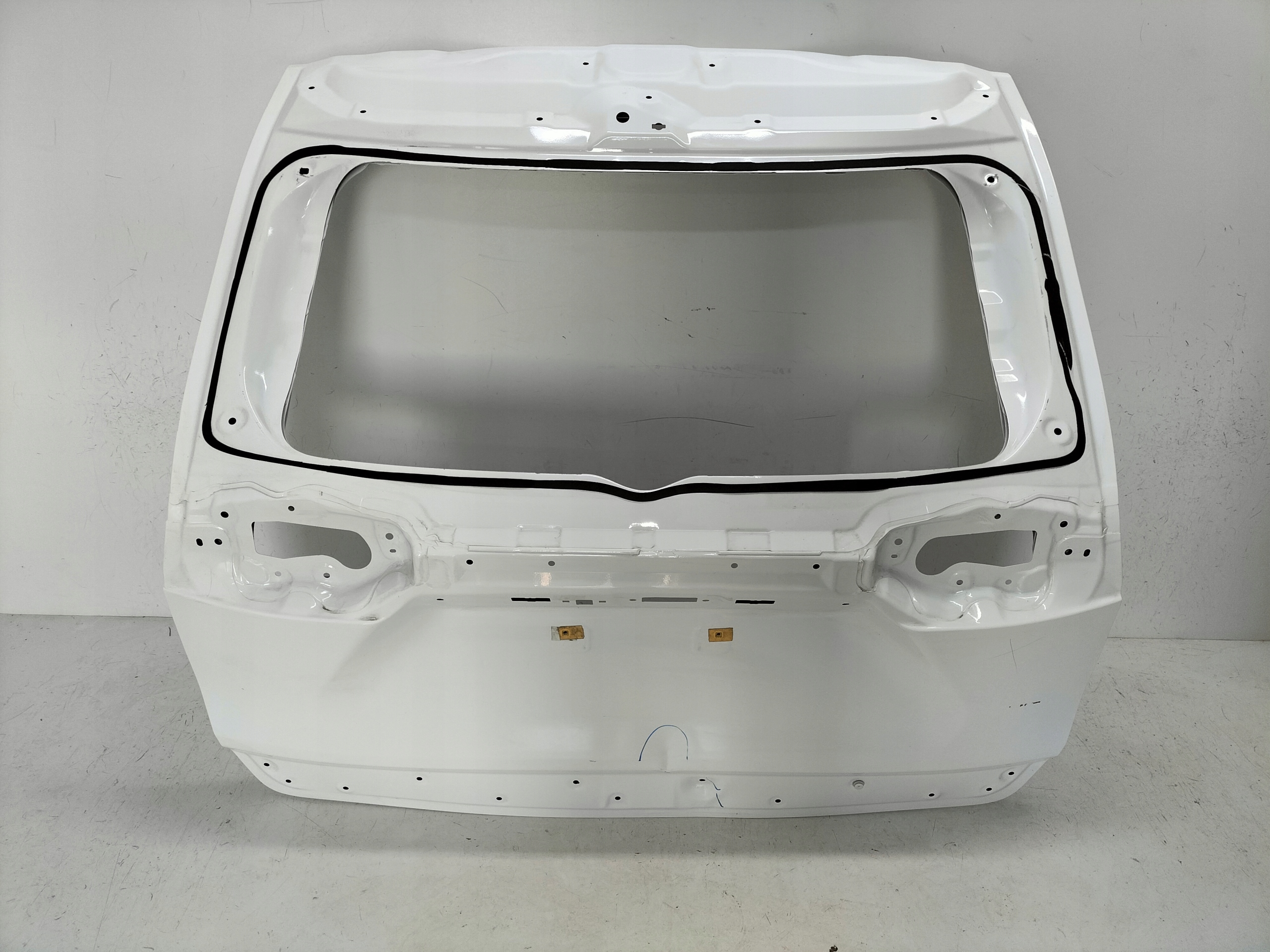 boot doors boot rear part TOYOTA RV4 RAV-4 5 V 18