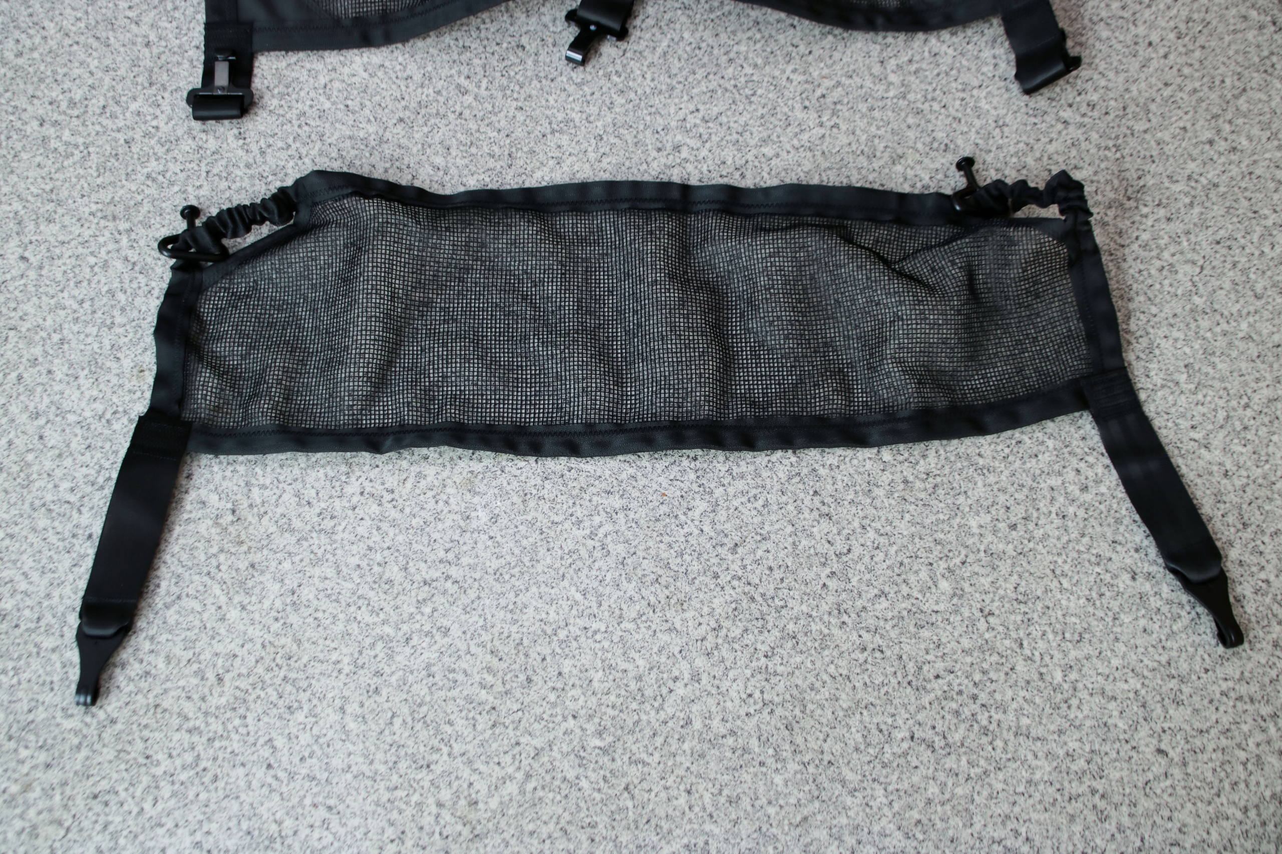 MINI F60 COUNTRYMAN SIATKA ODDZIELAJĄCA BAGAŻNIKA Rodzaj siatki