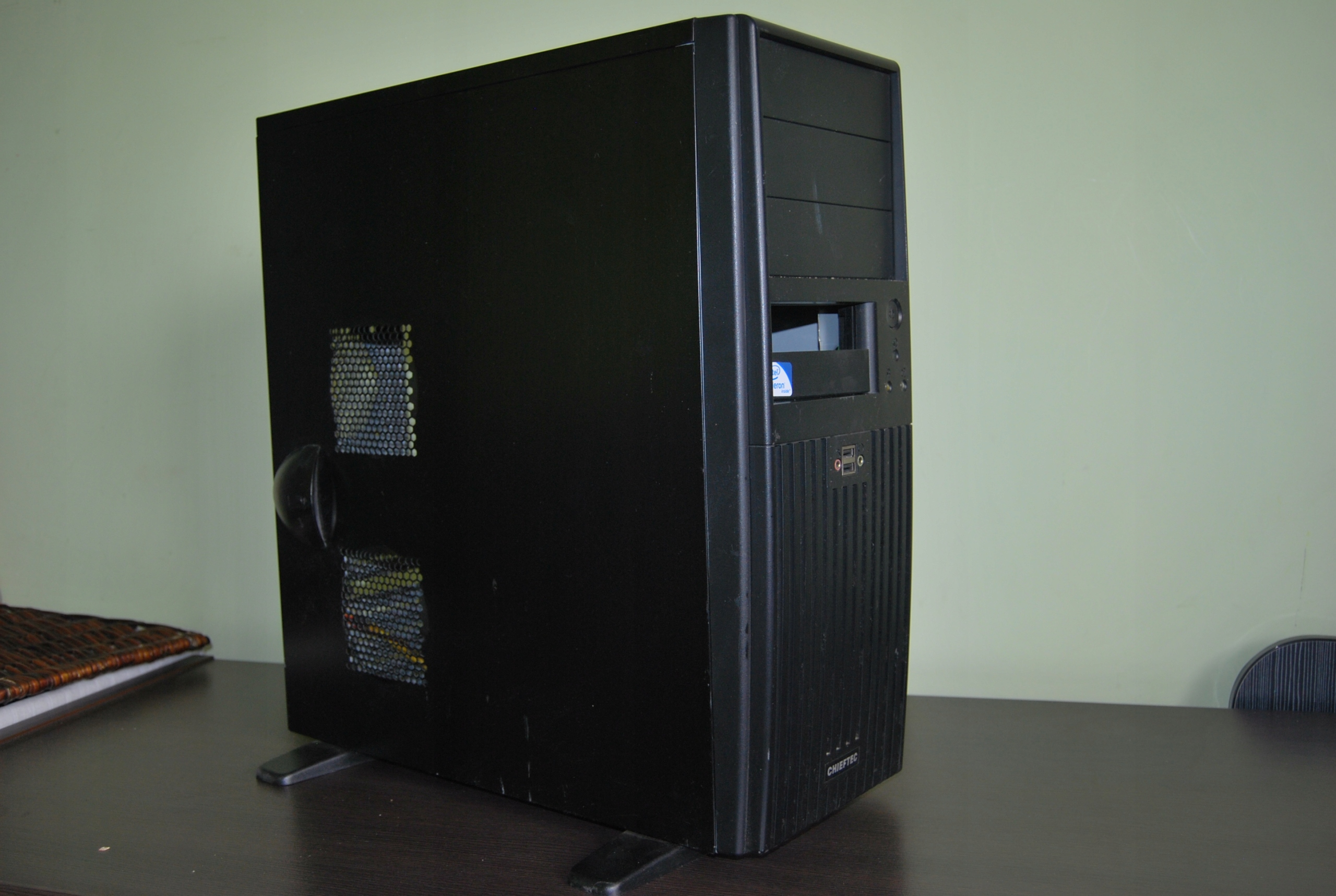 Używana obudowa Midi Tower Chieftec Uni BG02BBB + zasilacz | Szczecin ...