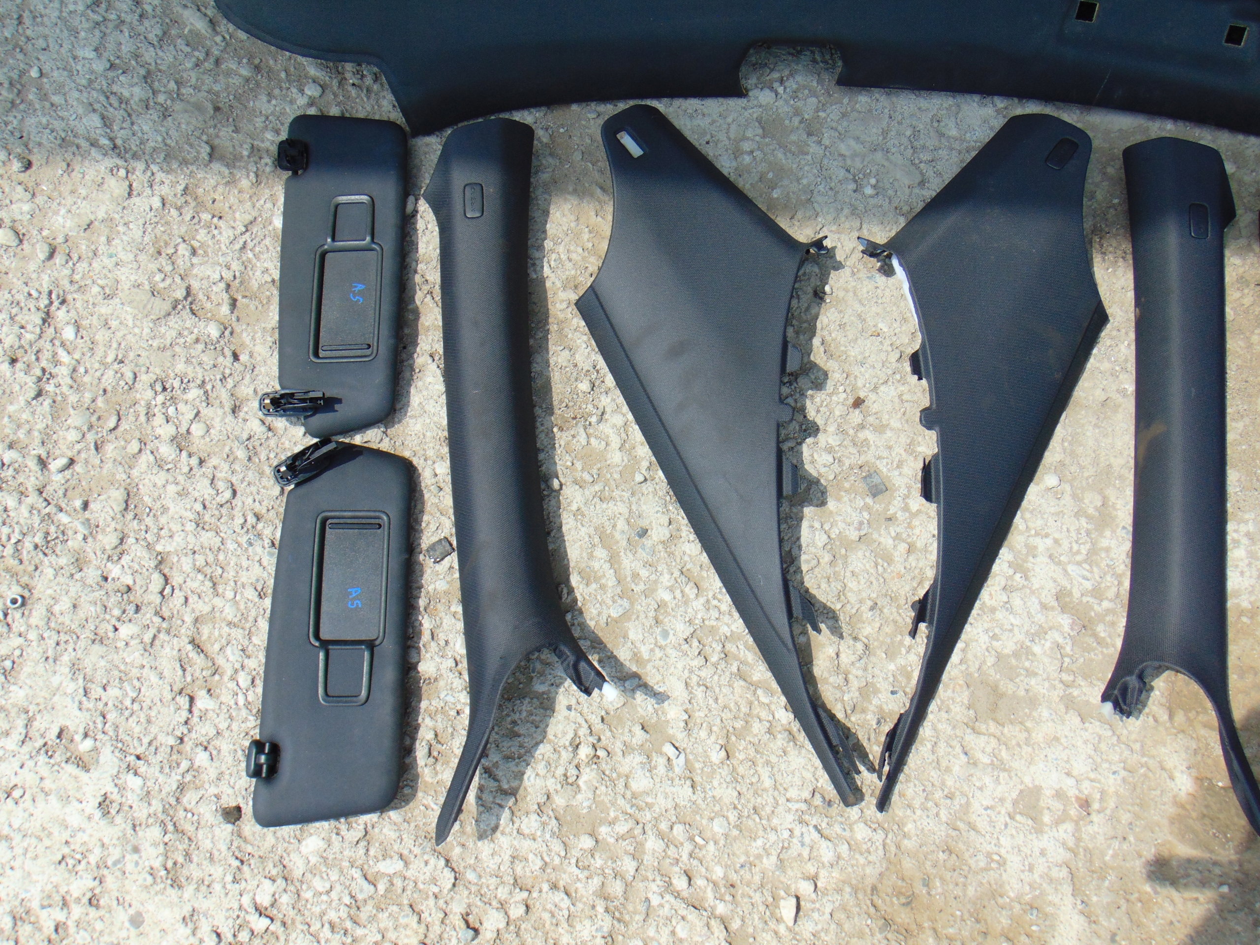 CZARNA PODSUFITKA BOCZKI LAMPKI AUDI A5 8T COUPE 3D S-LINE 8T0867501 Producent części Audi OE