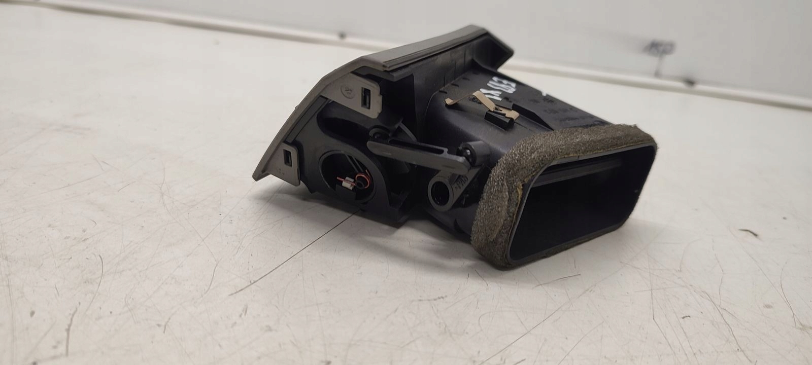 Kratki des lüfters komplet BMW E83 X3 LIFT 2,0D