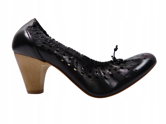 černé ažurové kožené lodičky na sloupku Sala 37