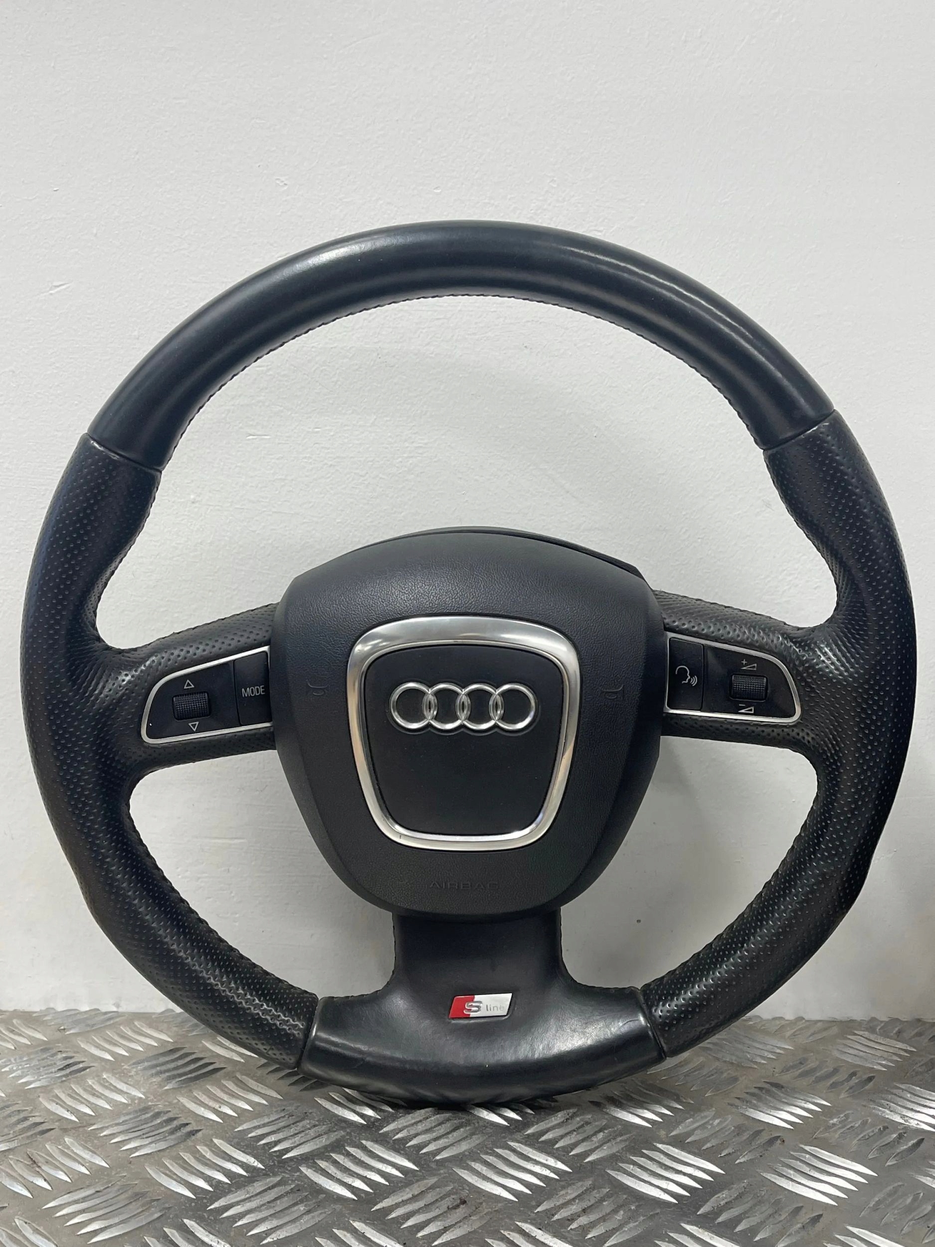 Audi Q5 SQ5 2011 рулевое колесо