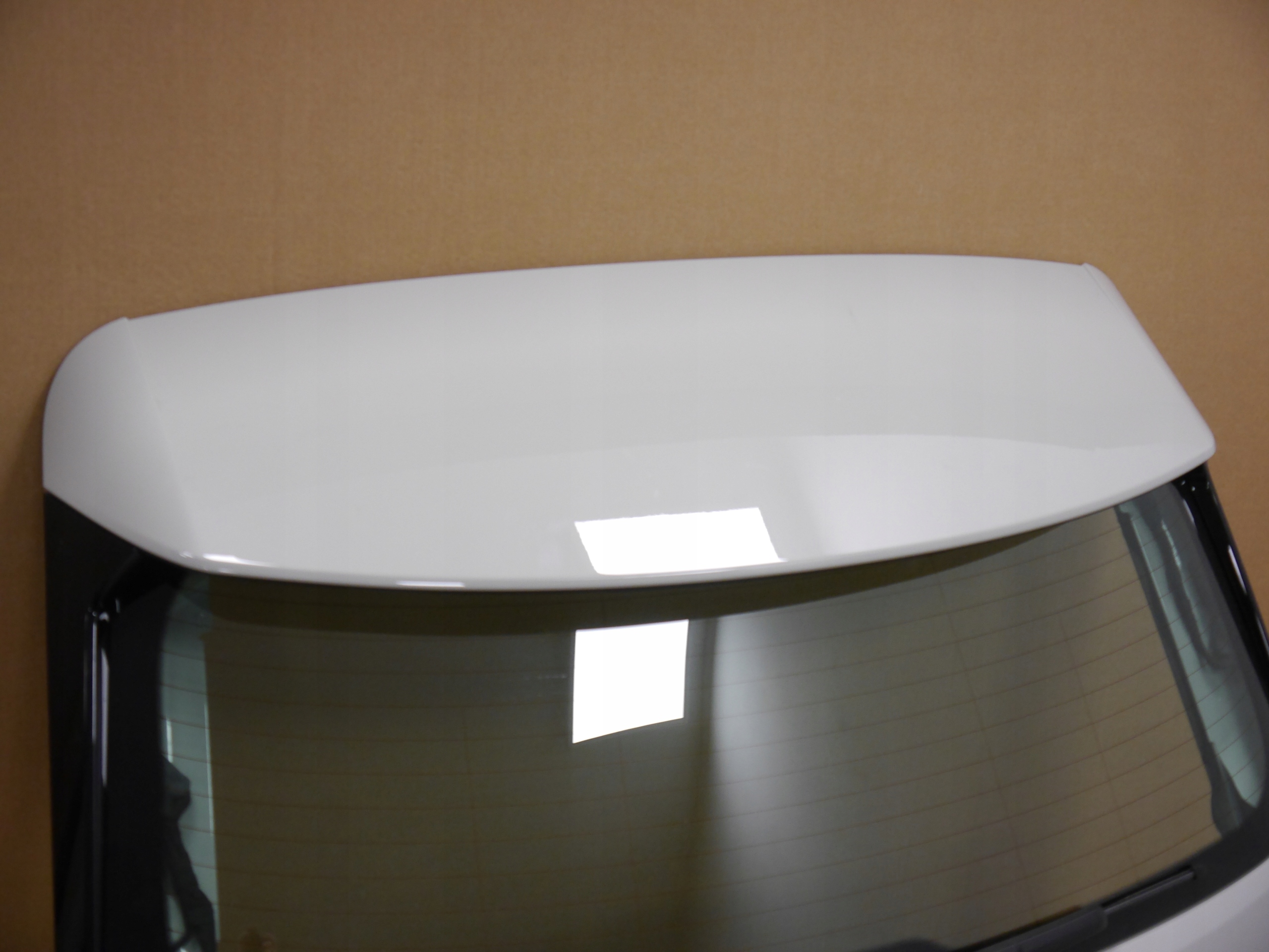 AUDI E-TRON 55 KLAPA TYŁ BAGAŻNIKA LZ1W Typ samochodu Samochody osobowe