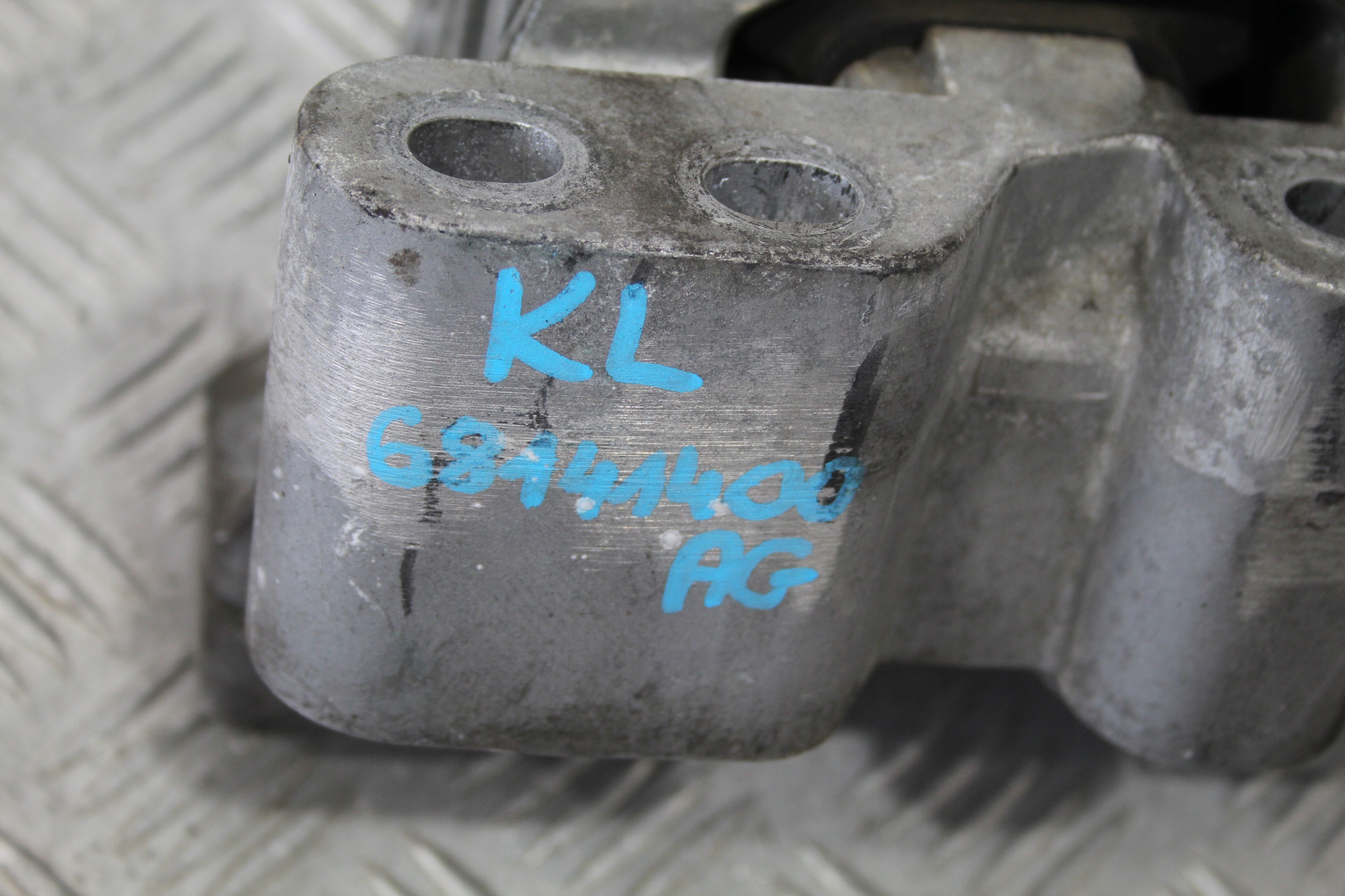Support Support plaque Moteur JEEP CHEROKEE KL