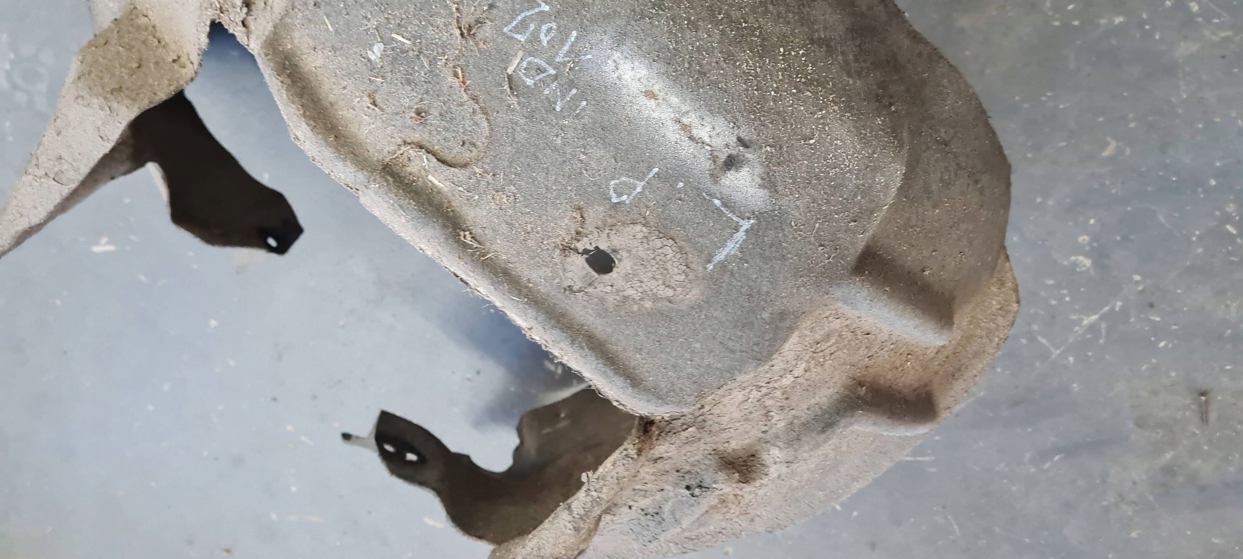 A5 8T LIFT mudguard left left front front MATERIAL 8T0821171M