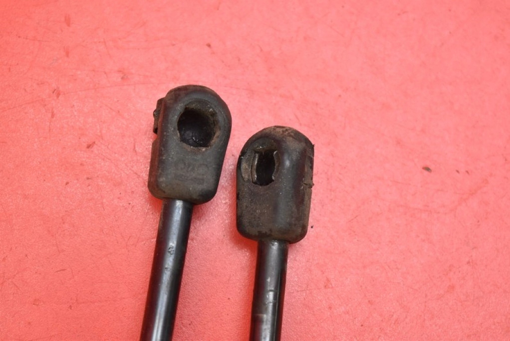 damper SILOWNIKI bonnet SUZUKI SX-4 1 and 06-14