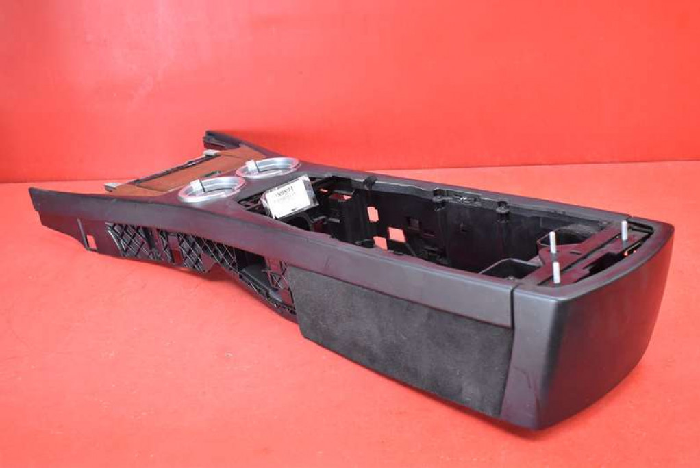 TUNEL central 8223326 BMW E65 01-05