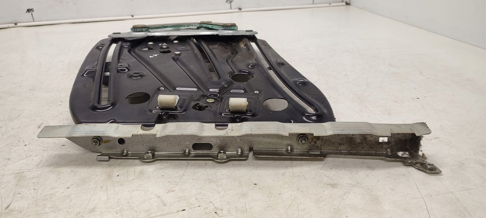 window regulator left rear part mechanism Opel Astra H Cabrio 1,8 16V