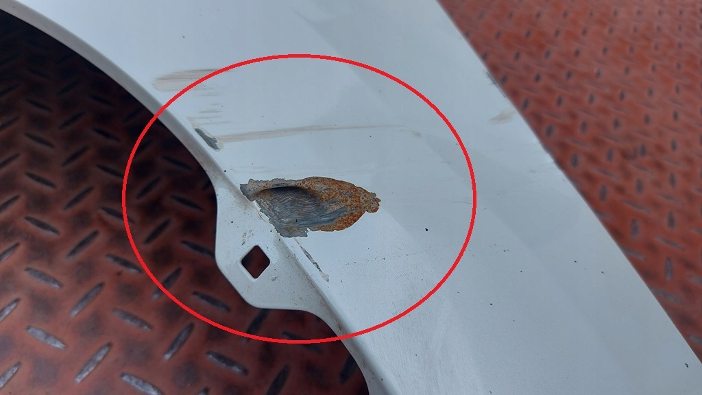 fender left front TOYOTA LAND CRUISER J150