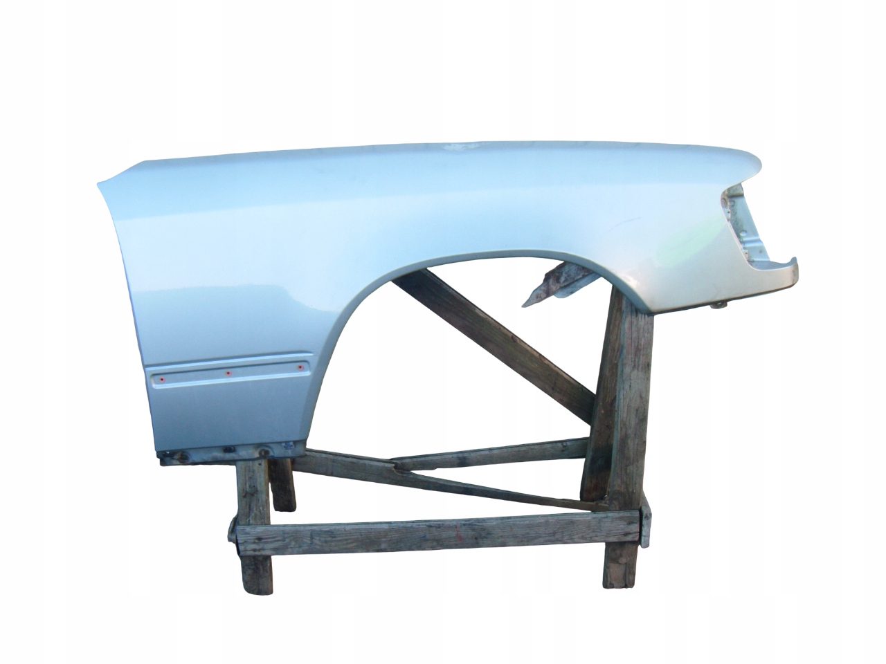 MERCEDES E W124 84- BŁOTNIK PRAWY PRZÓD / ŁADNY / BEZ RDZY / ORYGINALNY